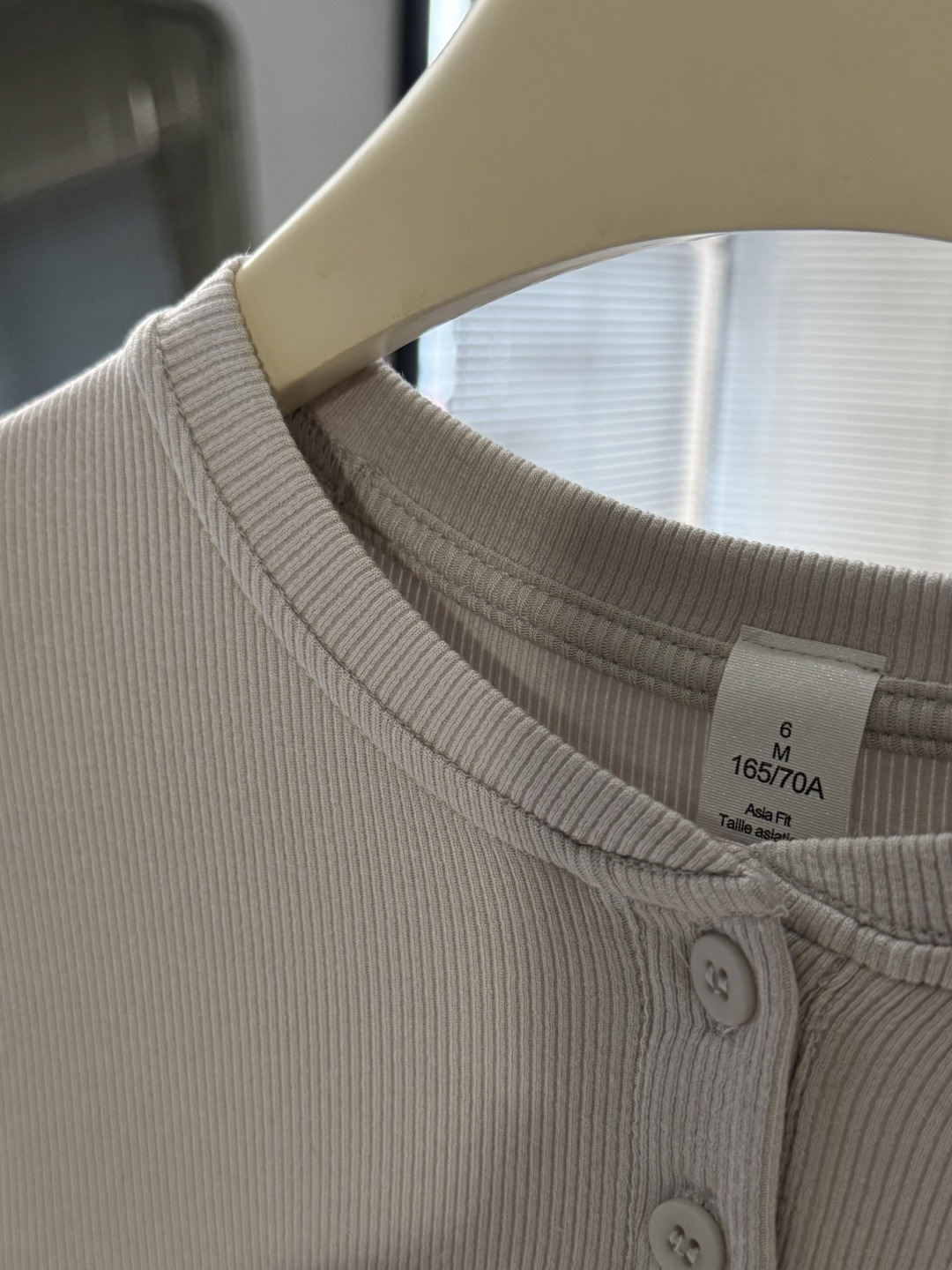 Lululemon long sleeve everyday light beige yoga