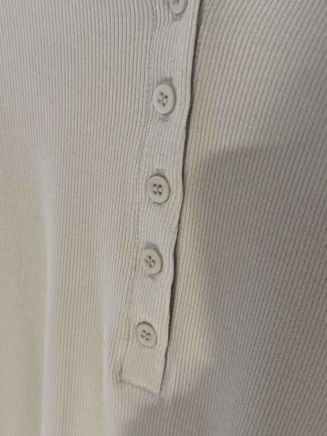 Lululemon long sleeve everyday light beige yoga