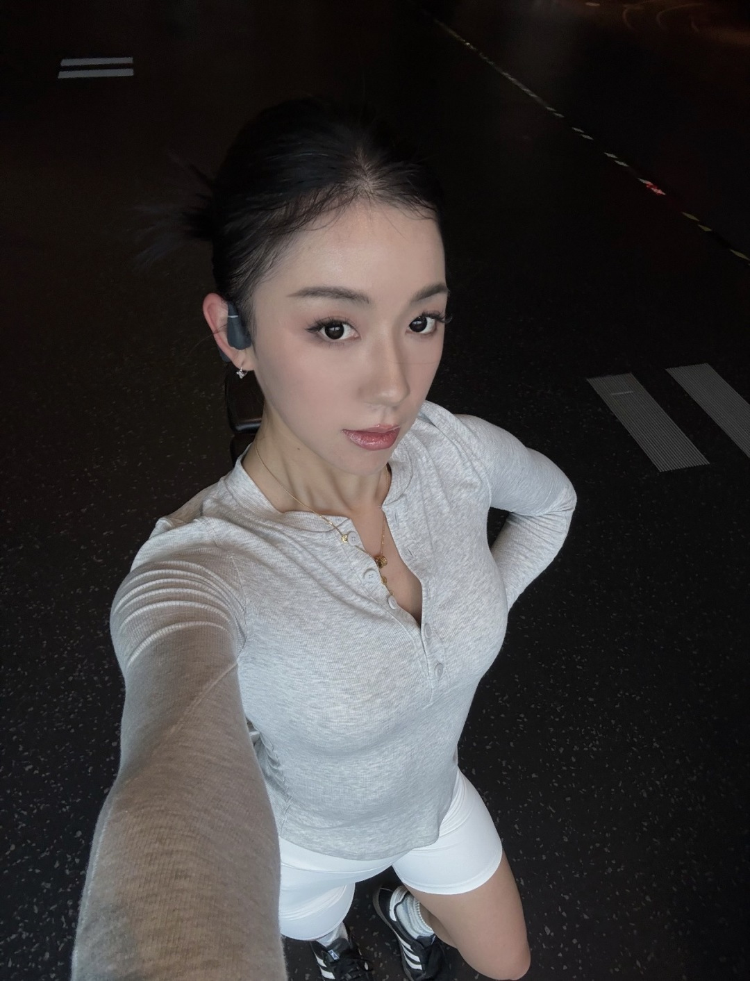 Lululemon long sleeve everyday white yoga