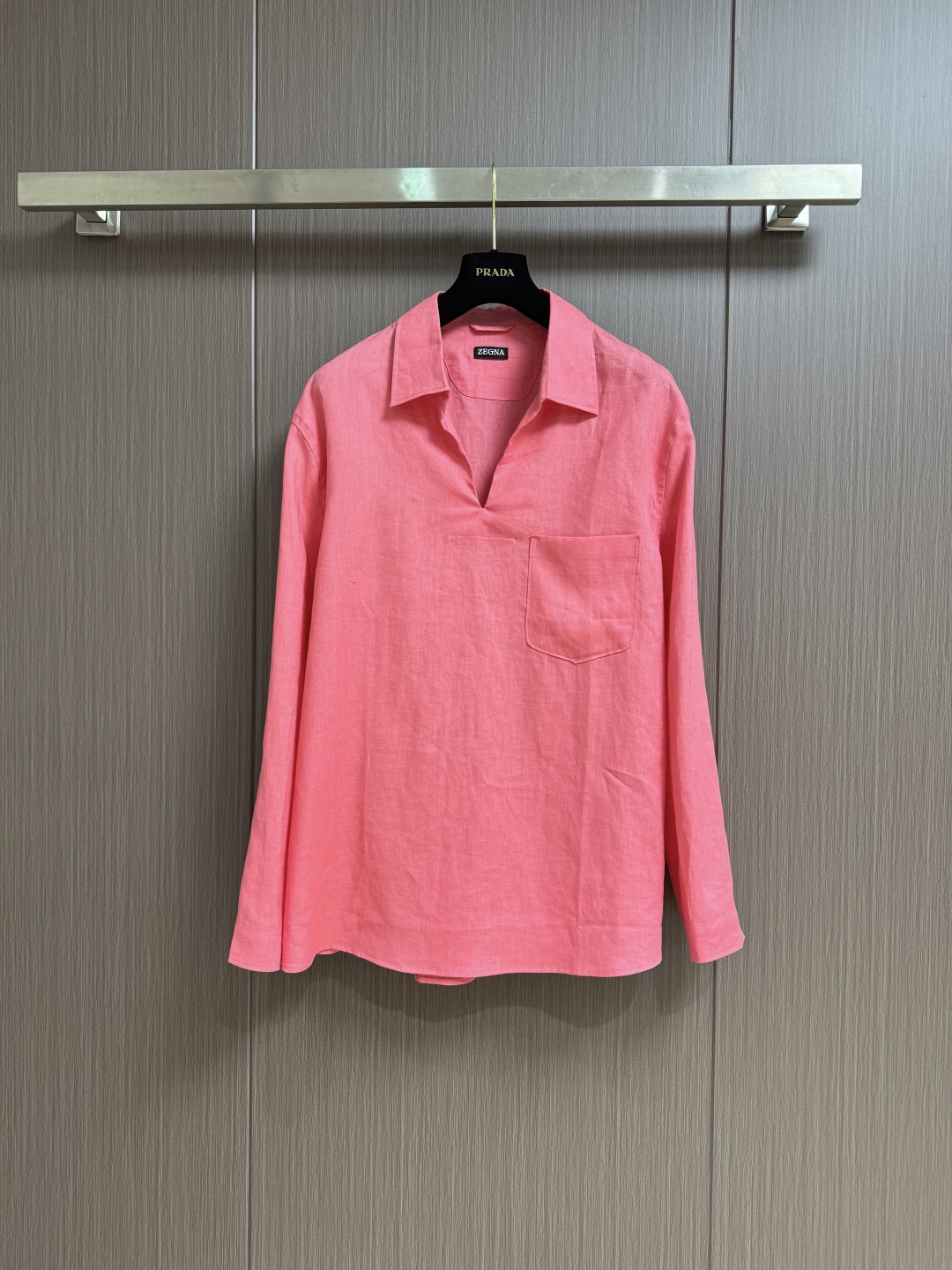“936Zegna Oasi Lino Oasis Polo Shirt: Lightweight, Breathable, Elegant Leisurewear with Seamen’s Collars and Chestbags”