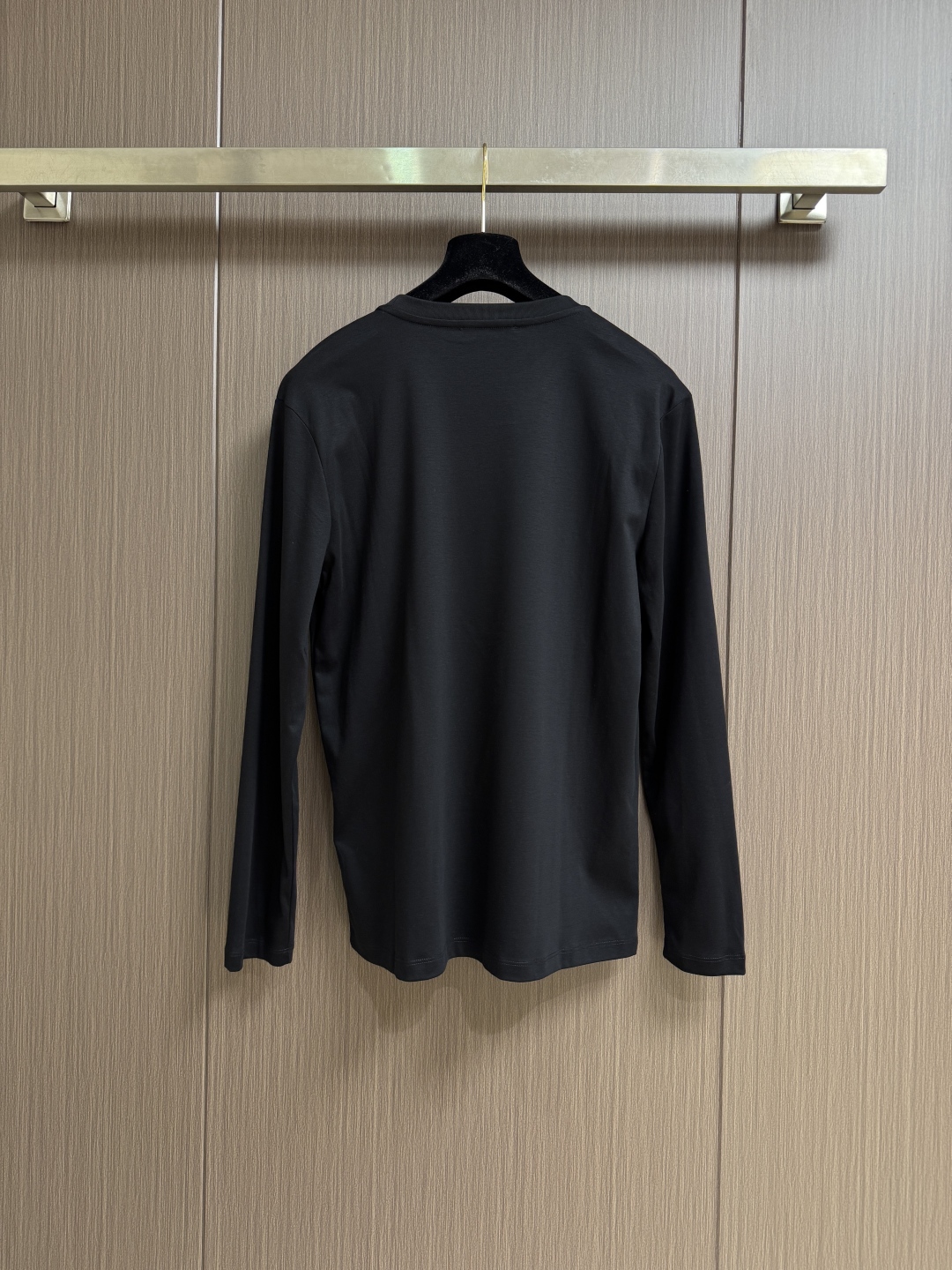 Versace Logo Print Long Sleeve T-Shirt | Soft Fabric, Stylish Fit 3 cmp i1760063647565 4498 0 1