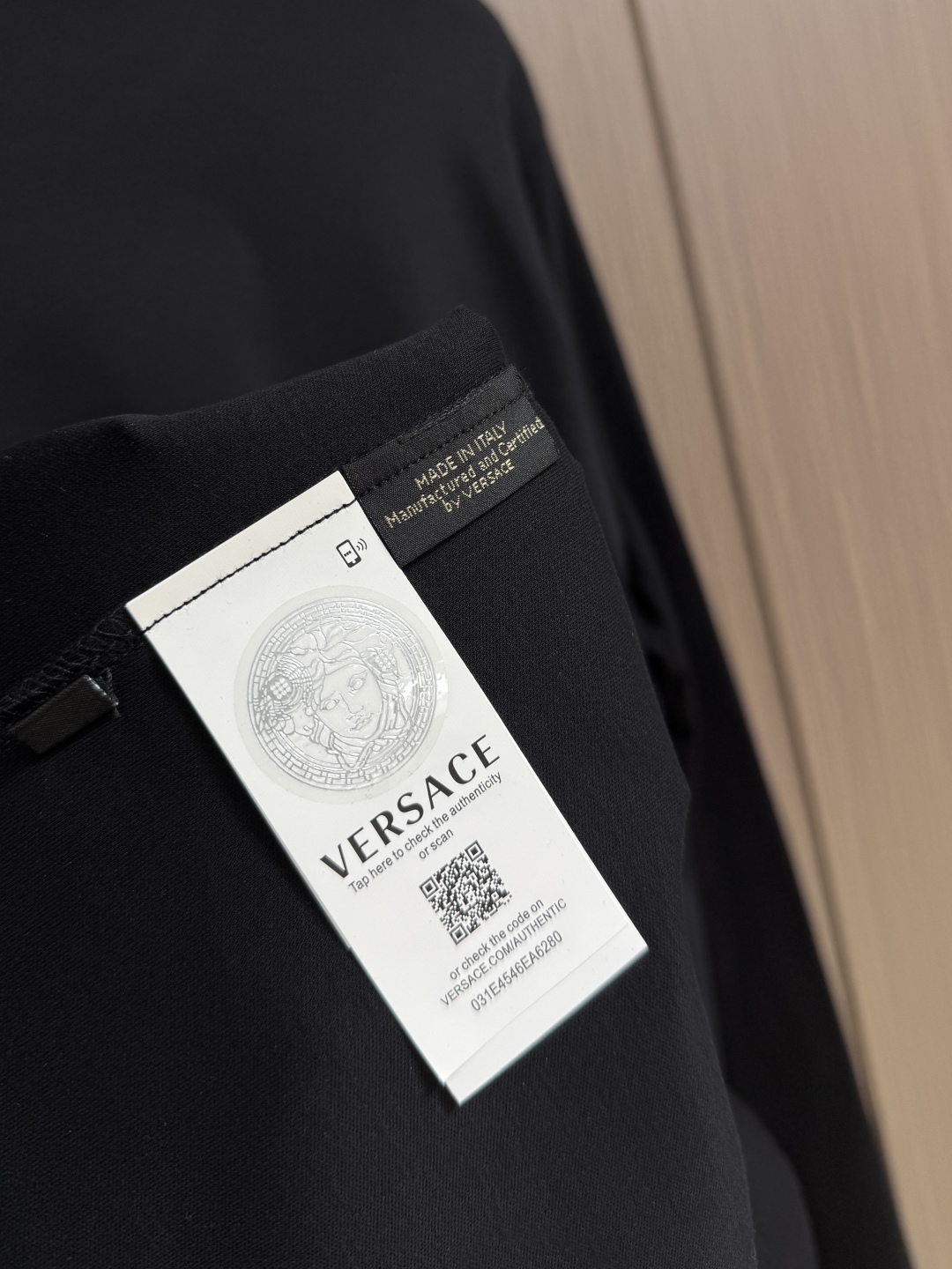 Versace Logo Print Crew Neck Sweatshirt: Soft, High-End Quality 10 cmp i1760063692112 7529 0 8