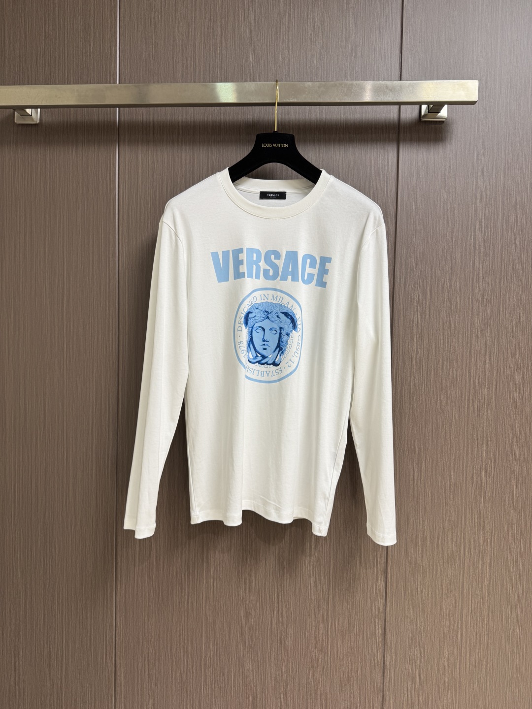 Versace Logo Print Long Sleeve T-Shirt | Premium Fabric & Craftsmanship 2 cmp i1760063763800 1651 0 0