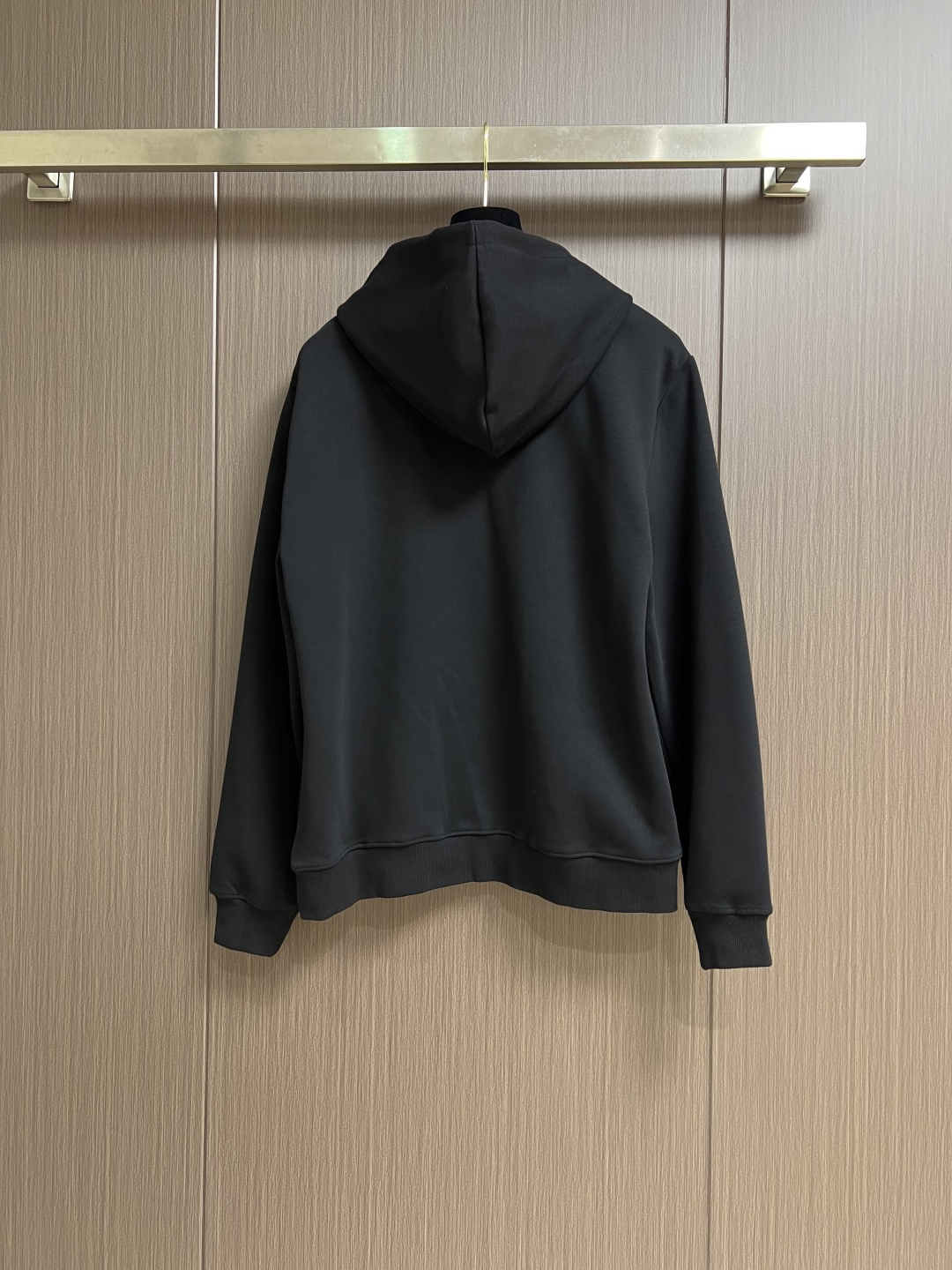 Loewe Printed Hoodie: High-Quality Cotton, Luxurious and Comfortable 3 cmp i1760253706079 5244 0 1