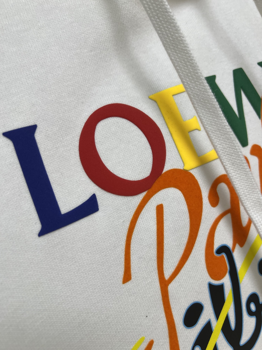Loewe Printed Hoodie: High-Quality Cotton, Luxurious Style, and Comfort 10 cmp i1760253731126 7099 0 8