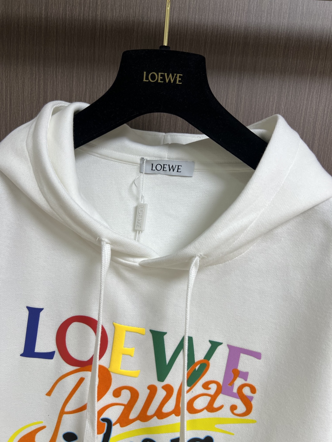Loewe Printed Hoodie: High-Quality Cotton, Luxurious Style, and Comfort 6 cmp i1760253731168 9787 0 4