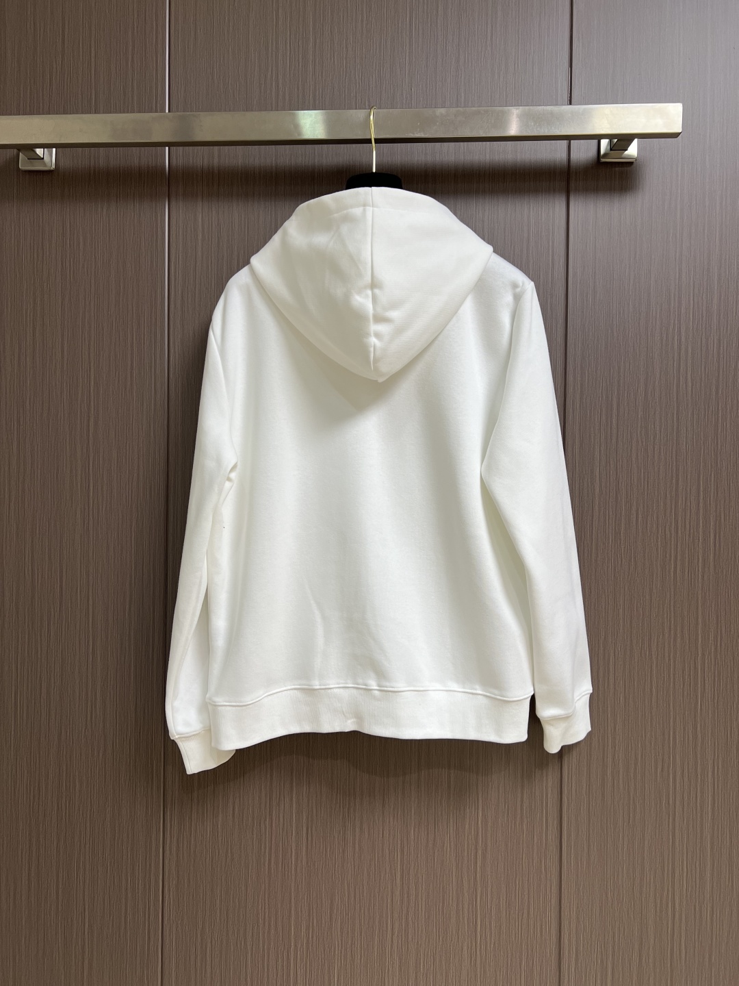 Loewe Printed Hoodie: High-Quality Cotton, Luxurious Style, and Comfort 3 cmp i1760253731277 4865 0 1