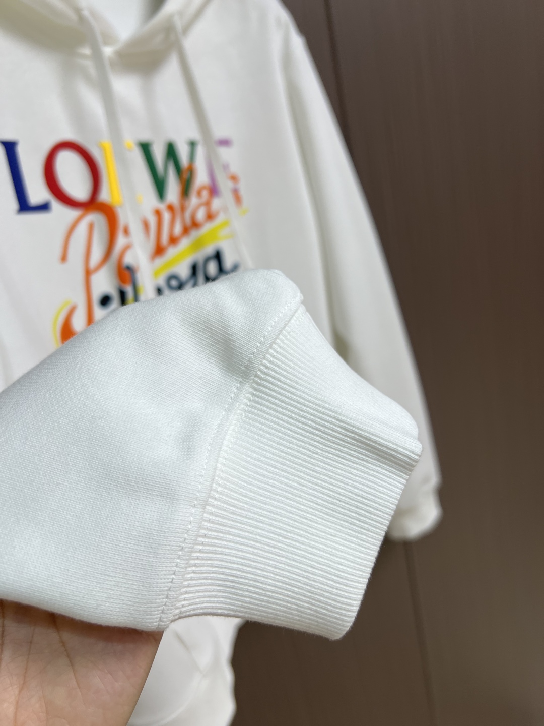 Loewe Printed Hoodie: High-Quality Cotton, Luxurious Style, and Comfort 7 cmp i1760253734361 439 0 5