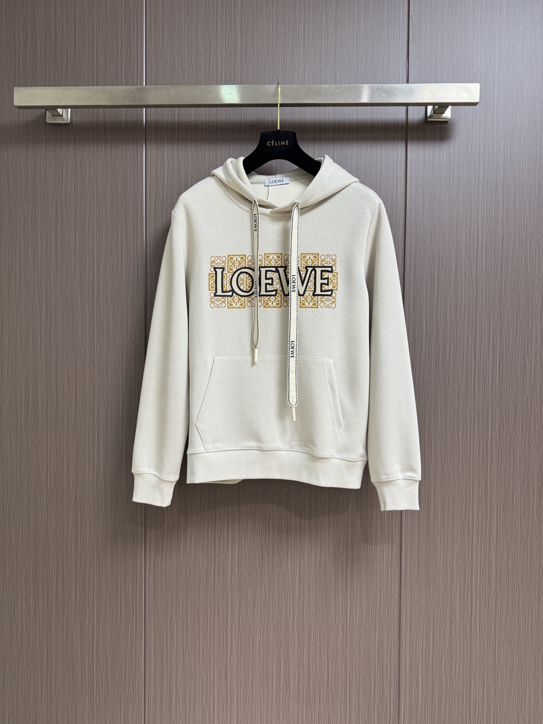 Loewe Printed Hoodie: High-Quality Cotton Blend, Comfortable & Stylish 2 cmp i1760420865666 5219 0 0