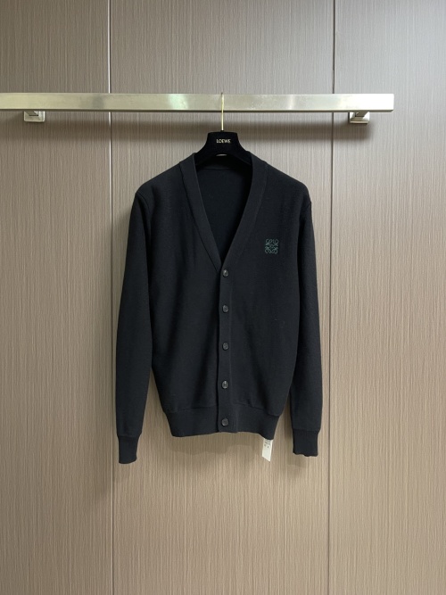 Loewe Classic Logo Embroidered Wool Knit Cardigan – Timeless Elegance