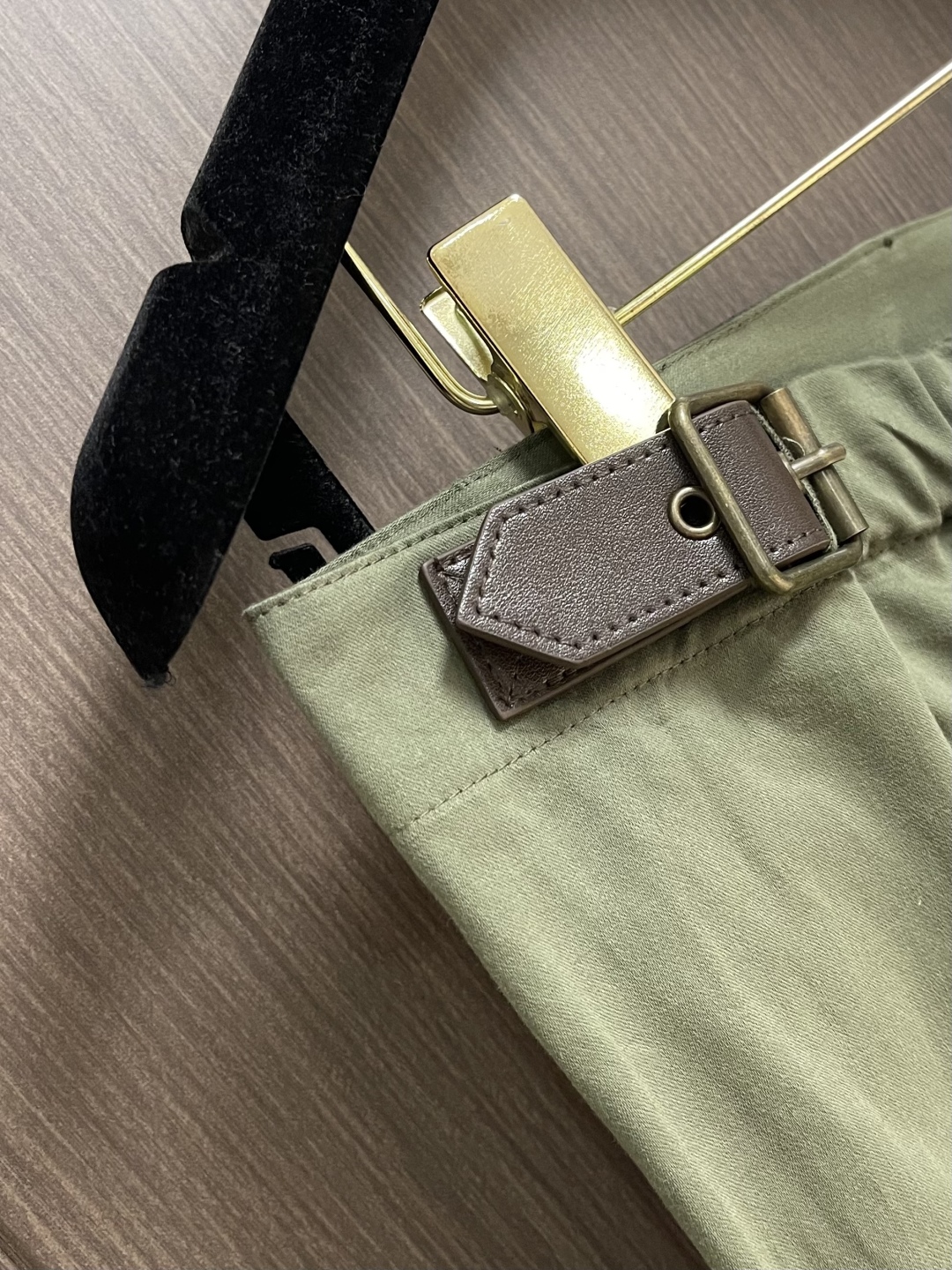 Loewe Cotton Belt Jacket & Pants Set: Stylish & Comfortable Outfit 7 cmp i1760680528896 3054 0 5