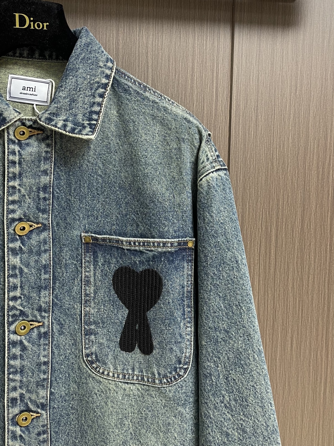 Ami Paris Denim Jacket: Elegant Heart Logo, Deep Blue, Crafted Cotton, S-XL 5 cmp i1760894455343 2639 0 3