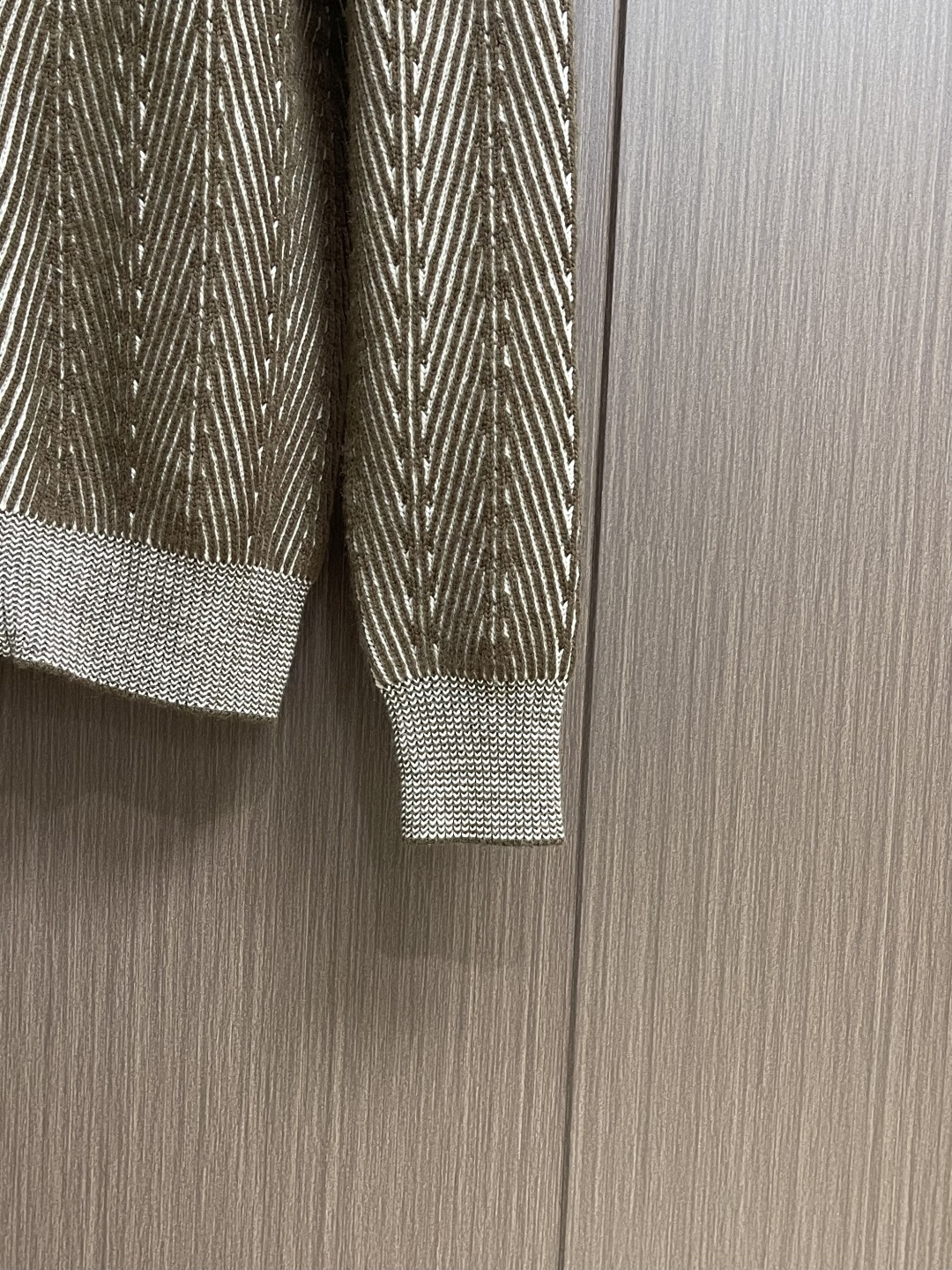 BC BrunelloCucinelli布鲁内洛·库奇内利男士商务休闲简约百搭立领拉链双线人字纹针织衫羊