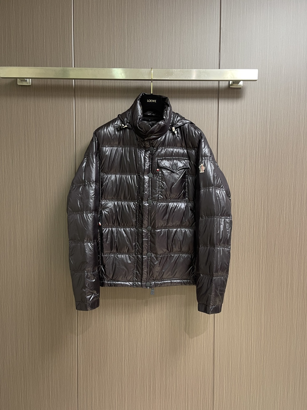 Moncler Raffort 滑雪系列羽绒服，90白鹅绒高版，专为户外活动而设计 由微型防撕 裂材料制