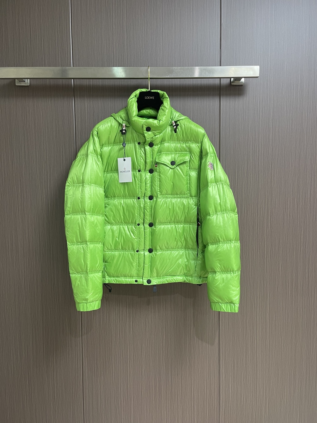 Moncler Raffort 滑雪系列羽绒服，90白鹅绒高版，专为户外活动而设计 由微型防撕 裂材料制