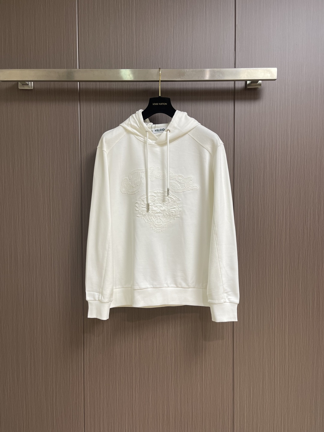 NO:600205,KENZO 2025ss early autumn new tiger head burnt flower craft splicing hooded sweatshirt, exquisite craft fabric, top-notch elements fusion, trendy men's fashion, both upper body comfort and unparalleled existence. Size M-3XL, hoodie, sweatshirts, hats, alexander wang19860909KENZO 2025ss早秋新款虎头烧花工艺拼接款连帽卫衣,精致工艺面料,顶级元素融合打造,潮男时尚,无论是上身舒适度还是都是无可比拟的存在.尺码M-3XL,,hoodie,sweatshirts,hats,alexander wang,Men's clothing