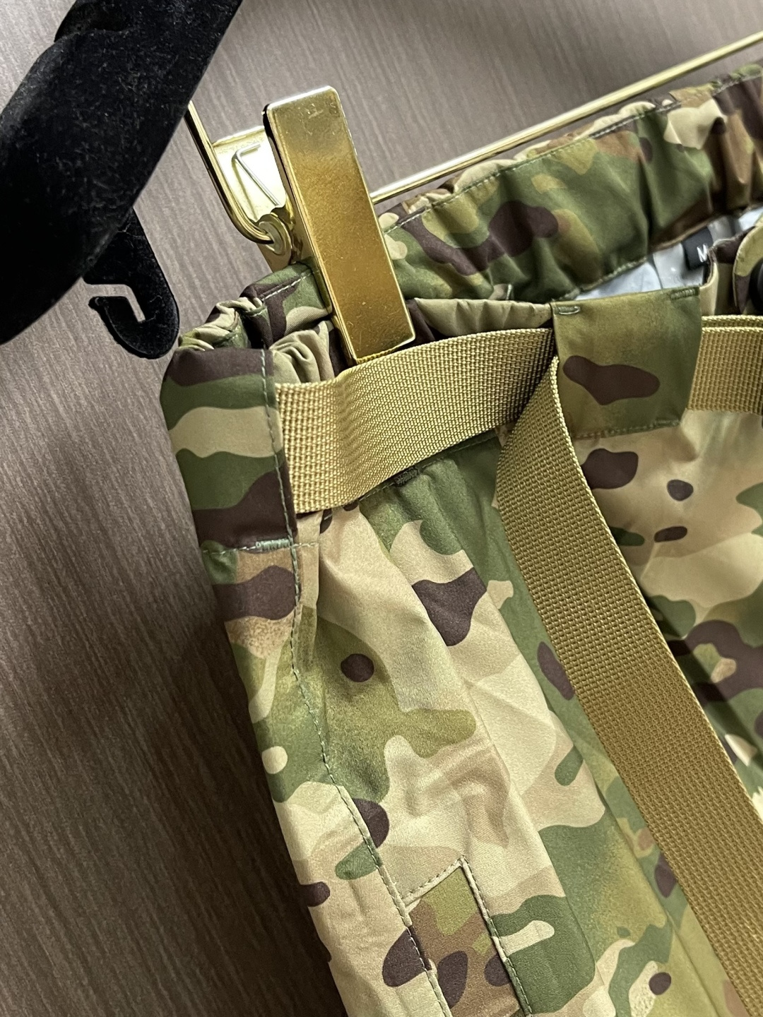 arcteryx 始祖鸟冲锋裤 军板战术冲锋裤硬壳户外裤 AHA Aha系列 LEAF AlgPa Pa