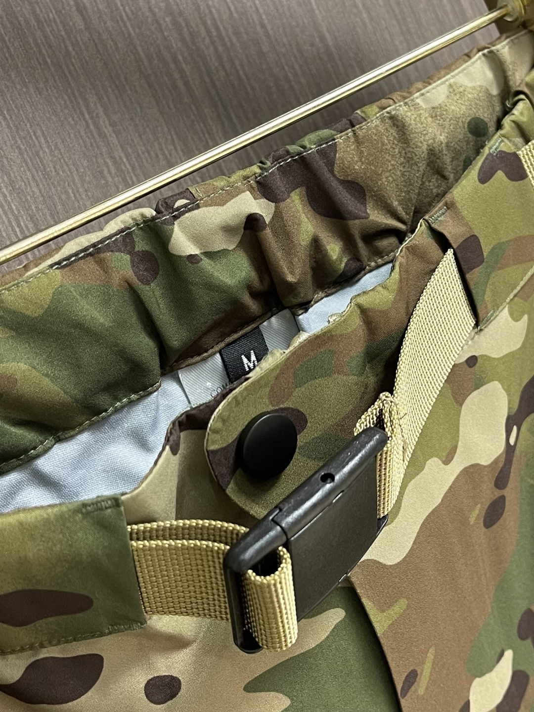 arcteryx 始祖鸟冲锋裤 军板战术冲锋裤硬壳户外裤 AHA Aha系列 LEAF AlgPa Pa