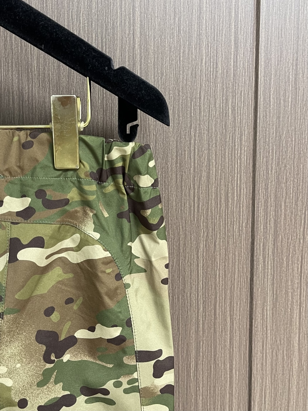 arcteryx 始祖鸟冲锋裤 军板战术冲锋裤硬壳户外裤 AHA Aha系列 LEAF AlgPa Pa