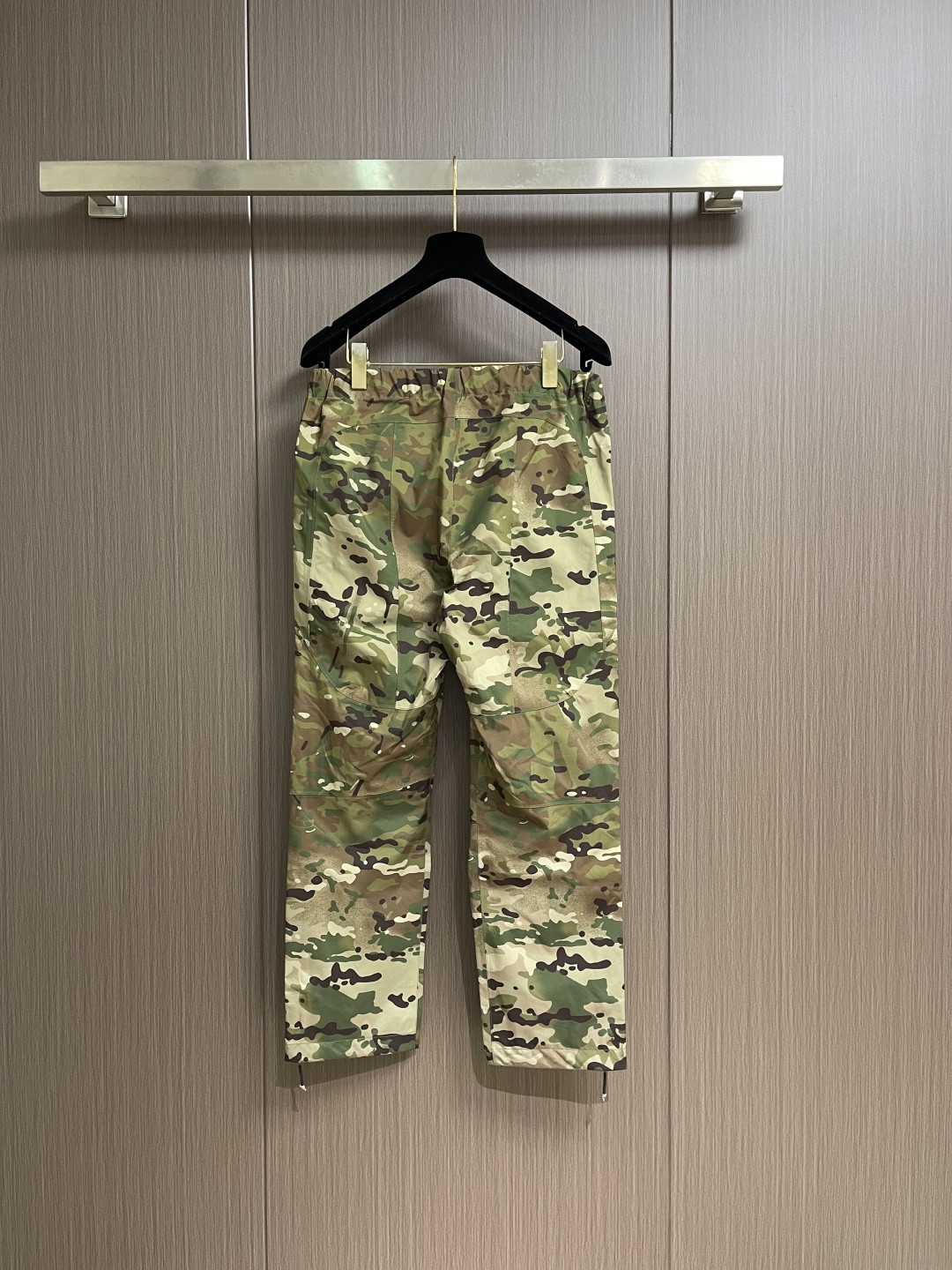 arcteryx 始祖鸟冲锋裤 军板战术冲锋裤硬壳户外裤 AHA Aha系列 LEAF AlgPa Pa