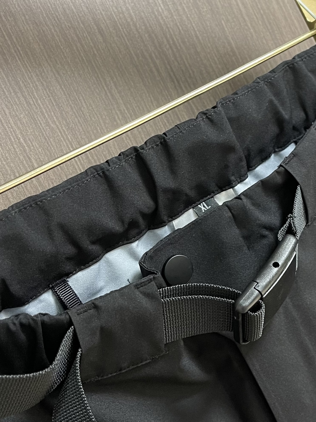 arcteryx 始祖鸟冲锋裤 军板战术冲锋裤硬壳户外裤 AHA Aha系列 LEAF AlgPa Pa