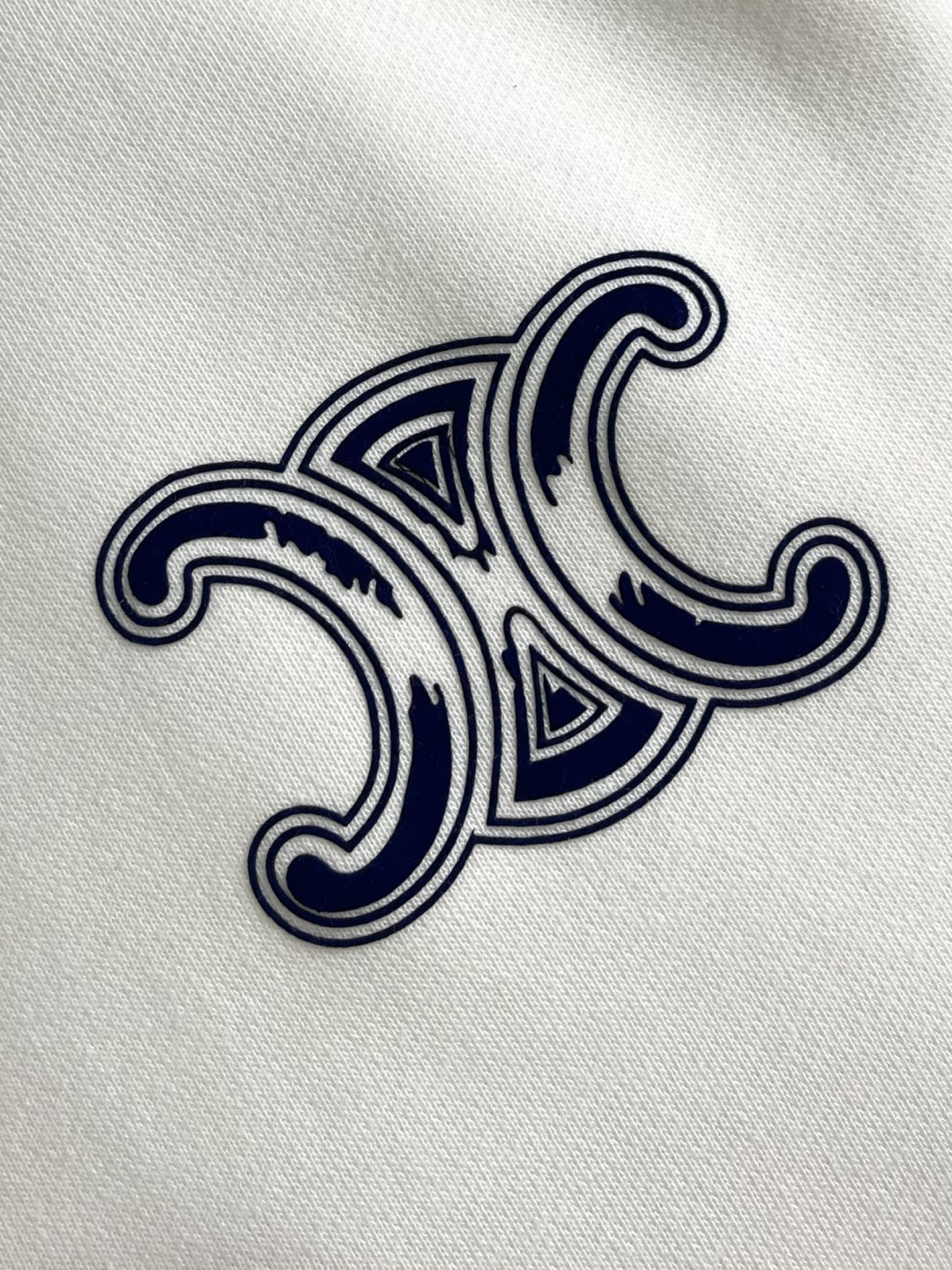 Celine 2025Fw新款印花字母连帽拉链卫衣外套，采用定织定染高克重纯棉卫衣面料制成 面料手感厚实