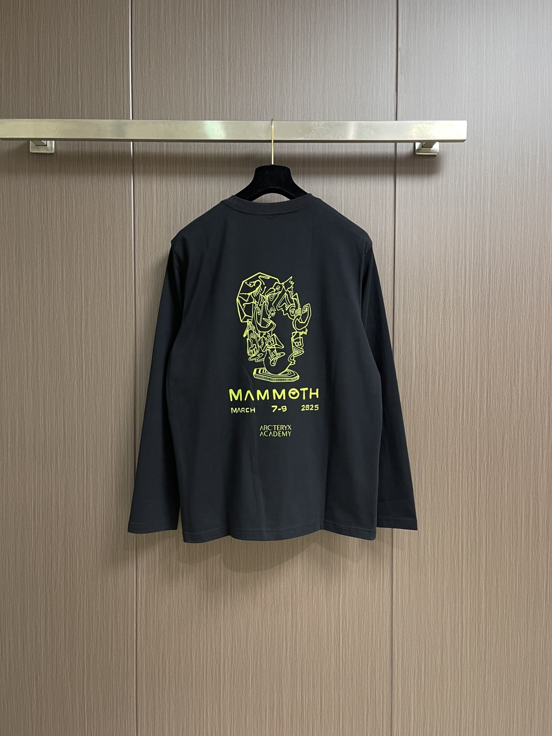 ARCTERYC 始祖鸟 2025FW早秋新款长袖T恤，必不可少的打底长袖衫，这就是你衣柜缺的那件，舒服