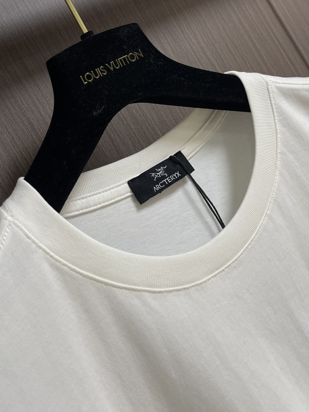 ARCTERYC 始祖鸟 2025FW早秋新款长袖T恤，必不可少的打底长袖衫，这就是你衣柜缺的那件，舒服