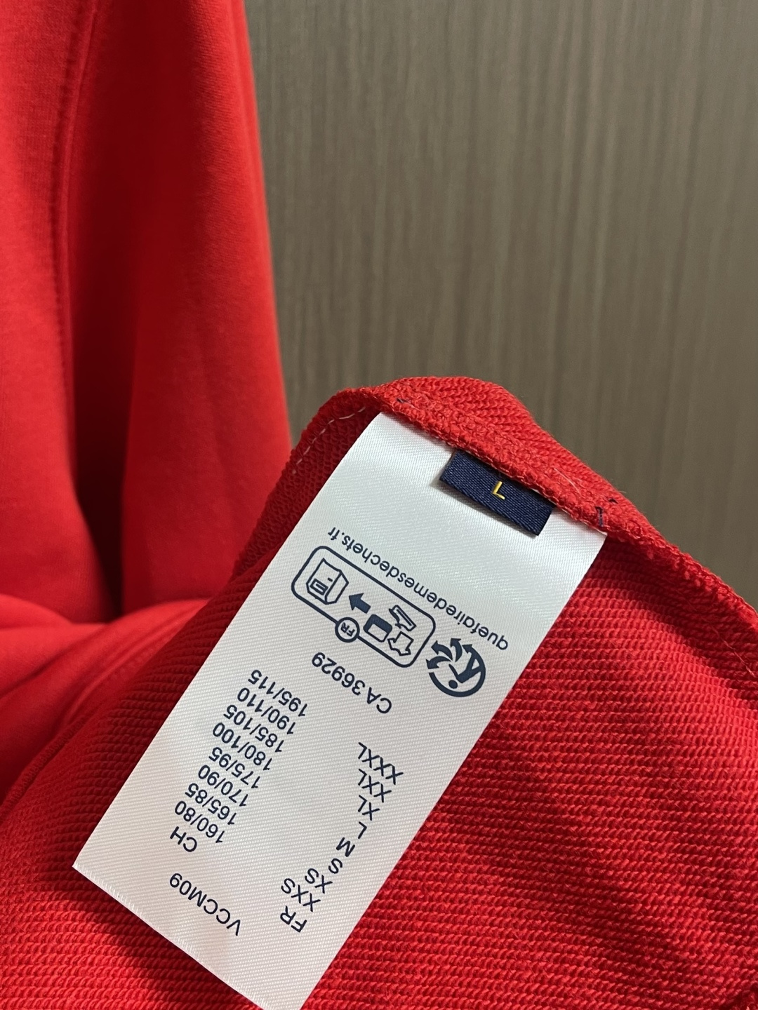 LV 2025SS LOGO印花圆领长袖卫衣，重磅毛毡针织棉，完全对版还原，420克毛圈底32支，成衣两