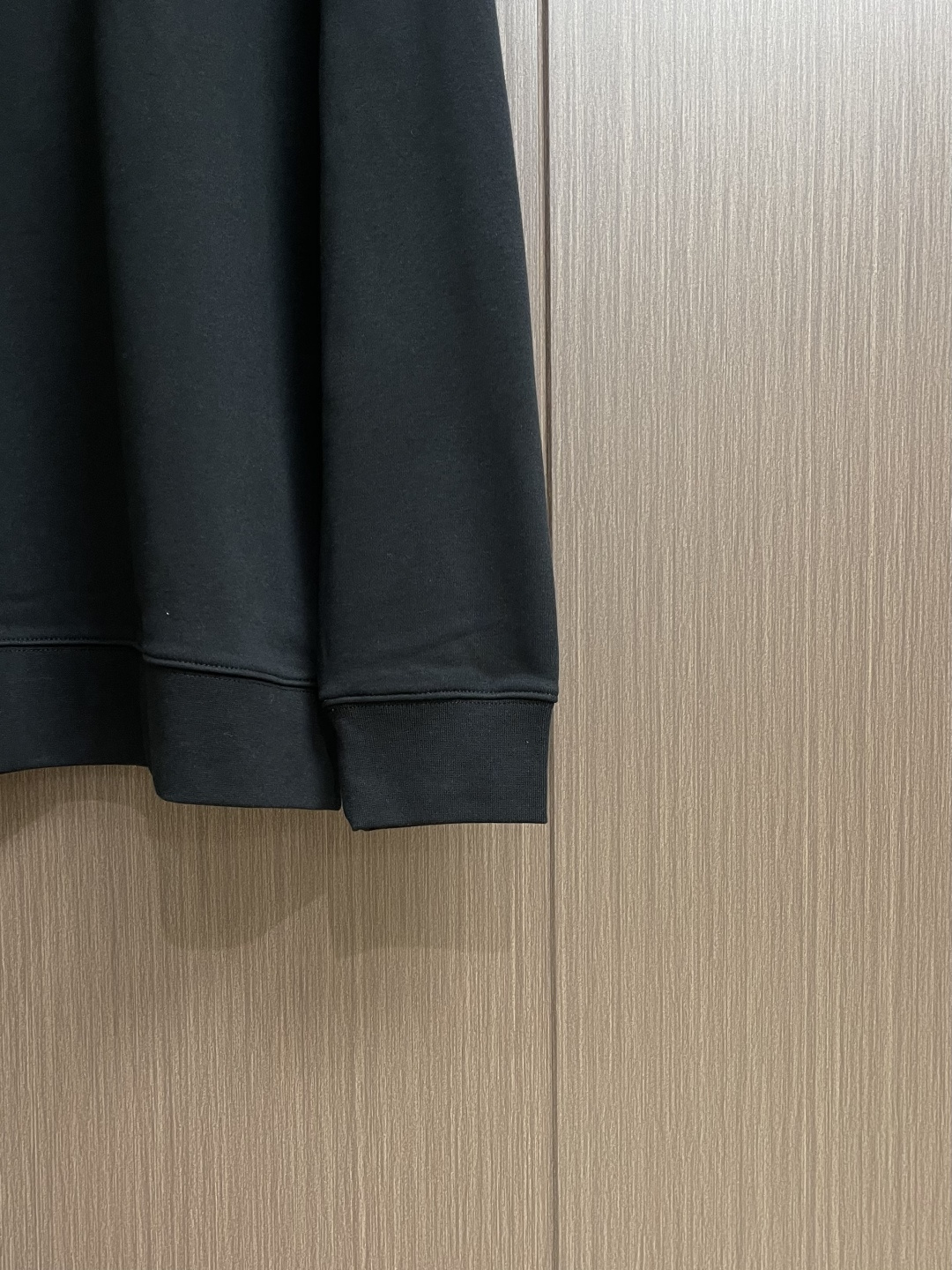 Arcteryx 始祖鸟2025SS秋冬新款印花logo情侣款圆领卫衣，原版面料 面料采用400g双股大