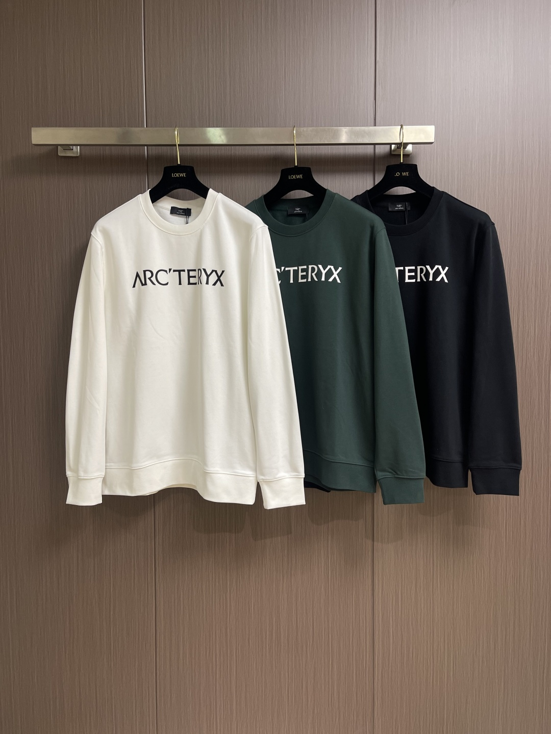 Arcteryx 始祖鸟2025SS秋冬新款印花logo情侣款圆领卫衣，原版面料 面料采用400g双股大