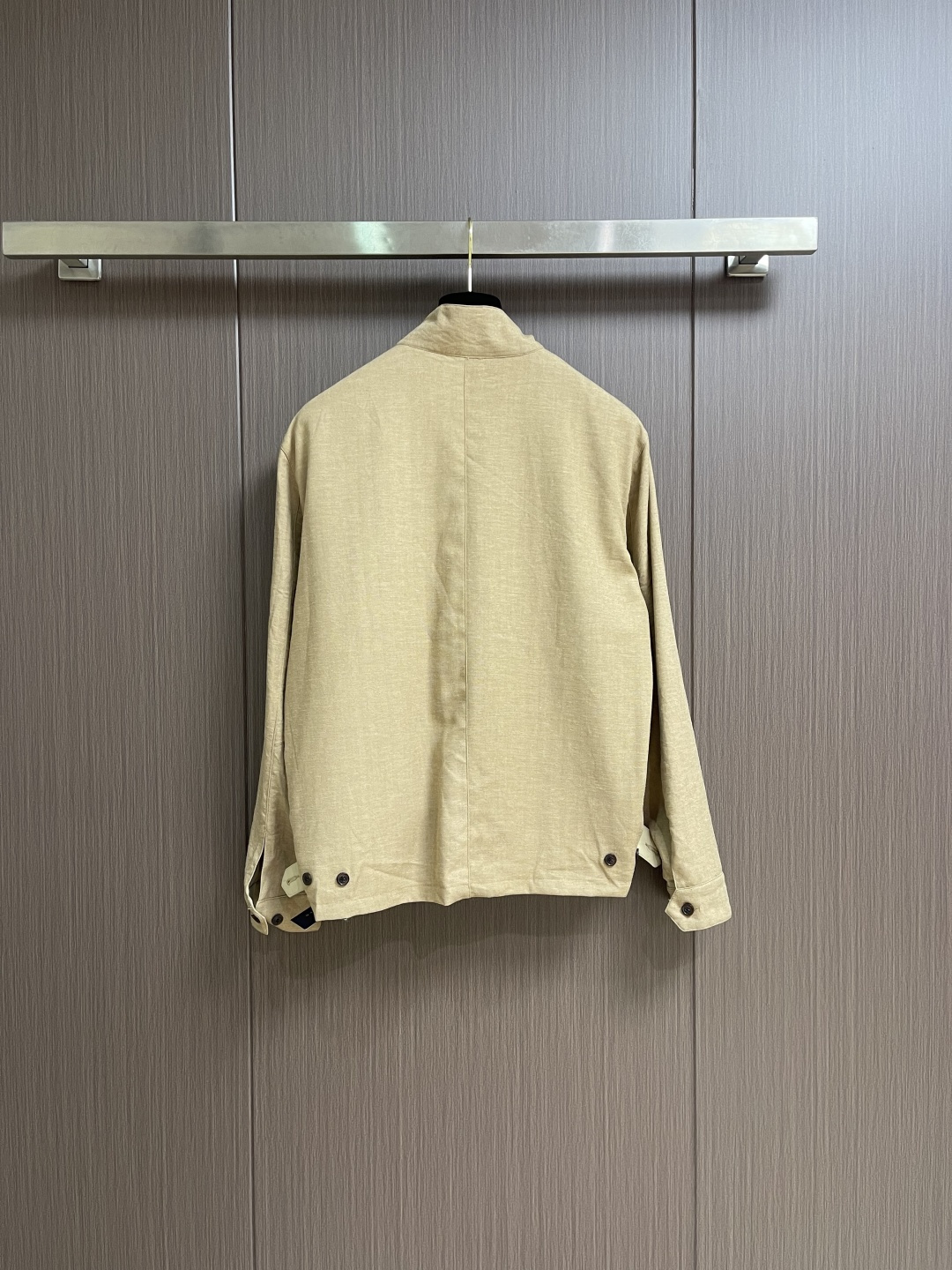 RalP🆕h Lauren 标识刺绣双面穿夹克外套，定制哑光云纹塔夫绸面料，以及斜纹提花织锦，一衣双生，