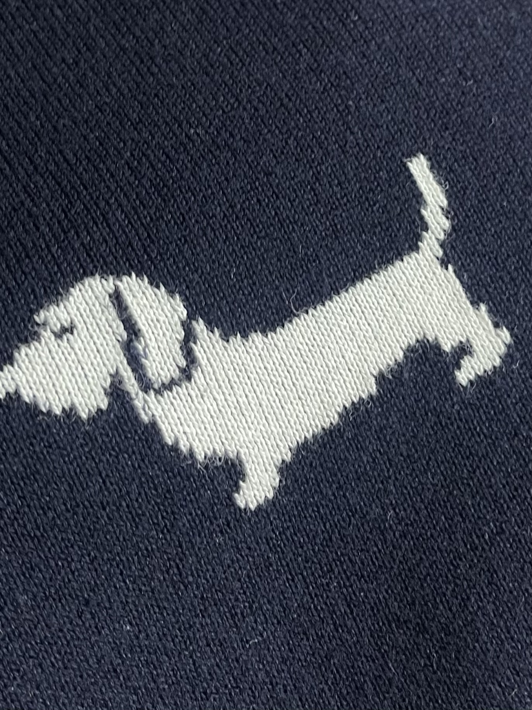 TB ThomBrowne汤姆布朗 满身提花小狗圆领针织毛衣 ，全身小狗嵌花双面针织立体机织，采用ZP一