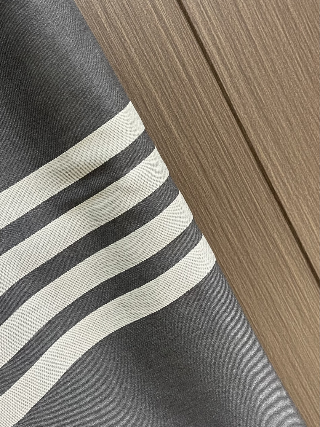 ThomBrowne汤姆布朗 TB色织四杠休闲长裤 经典色织四杠 100％纯棉精纺 厚度和密度简直不要太