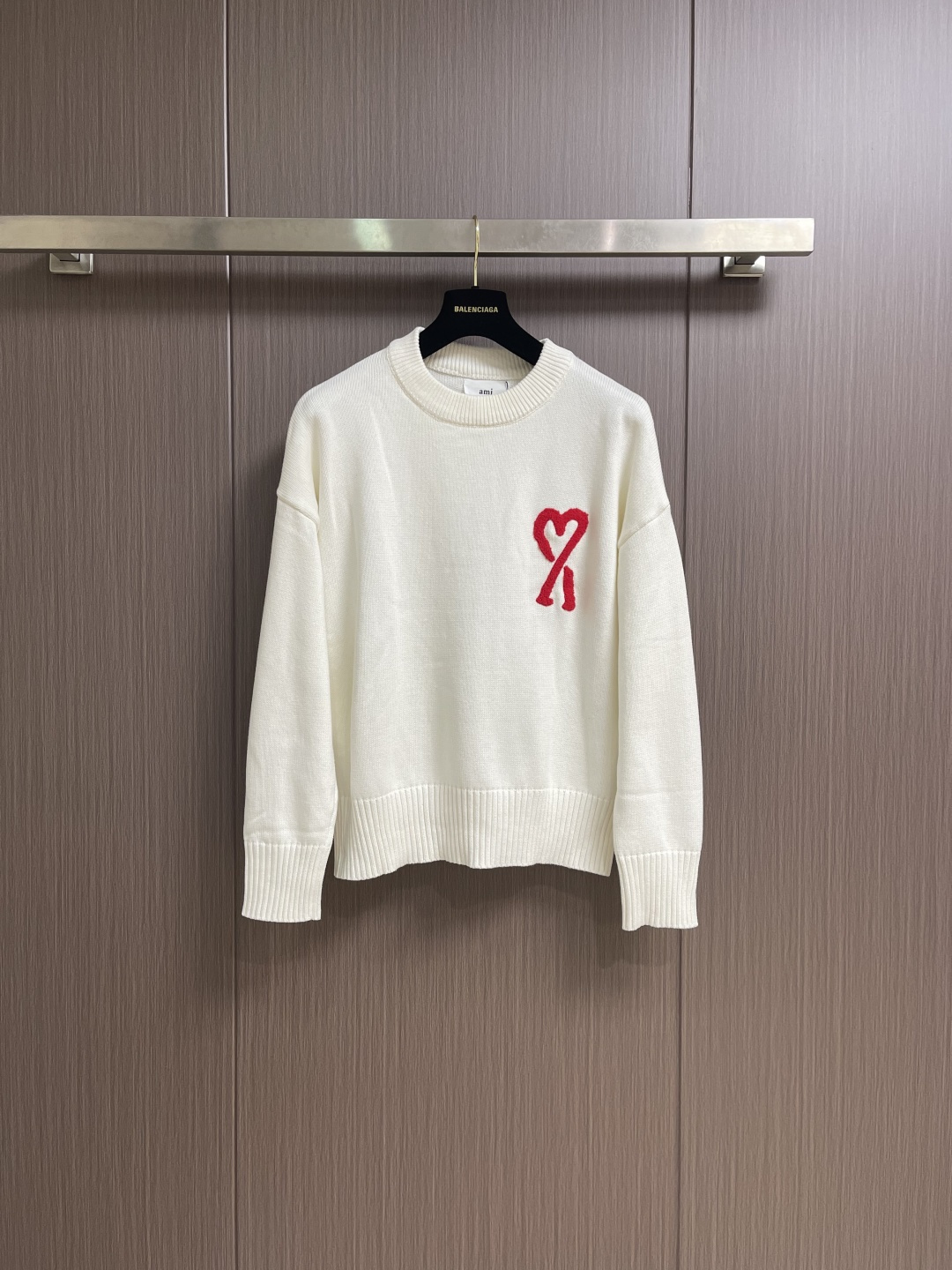 NO:651646,Ami 2025SS new autumn and winter towel embroidered simple love knitted round neck sweater, pure veil, comfortable and soft, highly breathable, does not shrink, does not pill, loose, comfortable and pressure-free. Sizes S-XL,,sweaters,alexander wang19860909Ami 2025SS秋冬新款毛巾绣简约爱心针织圆领毛衣,纯面纱 舒适柔软 透气性强 不缩水 不起球 宽松舒适无压力.尺码S-XL,,sweaters,alexander wang,Men's clothing