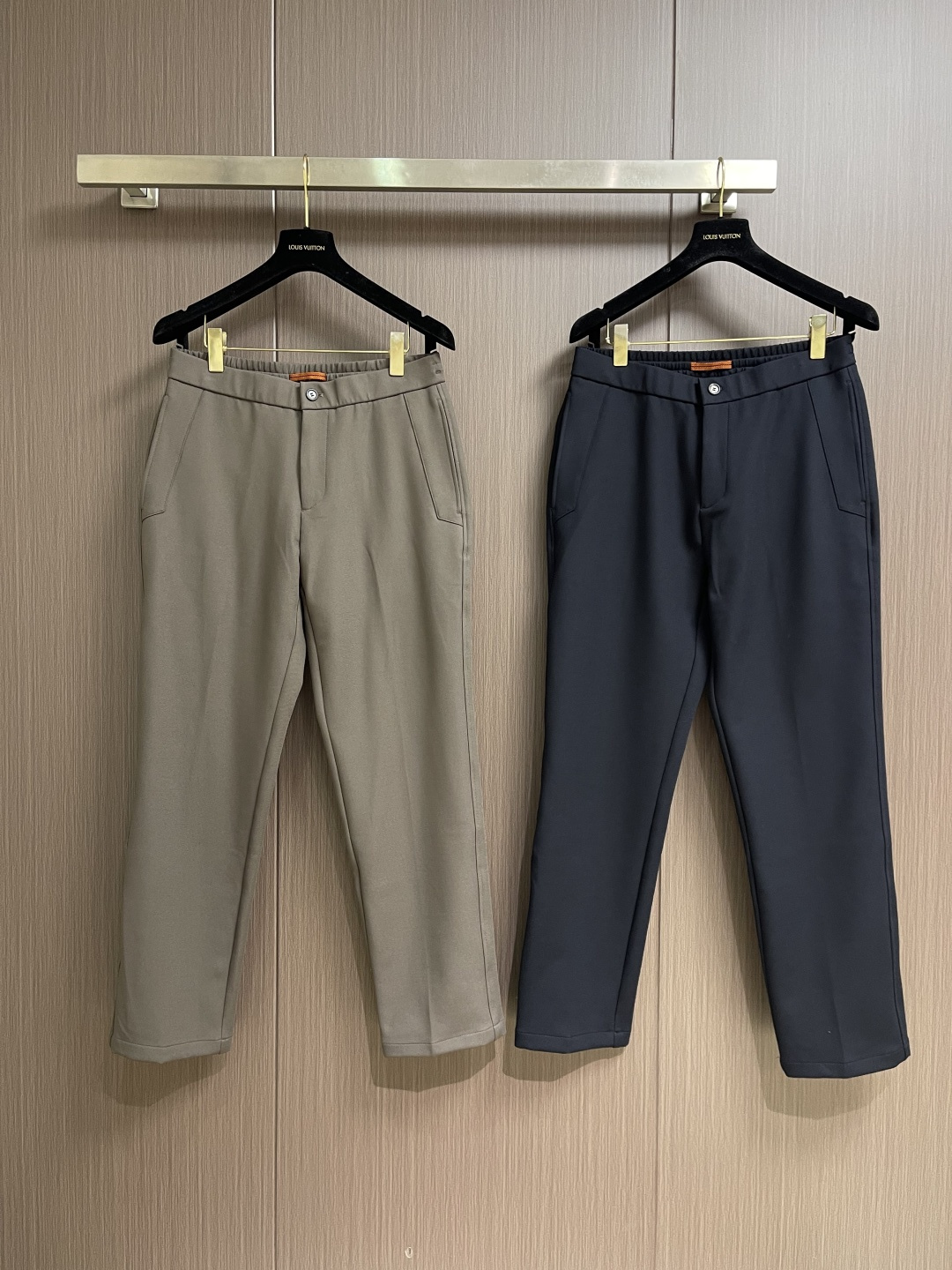 Ermenegildo Zegna 杰尼亚早春新品商务休闲裤西裤，商务休闲裤作为随时随地男人都能穿搭的时