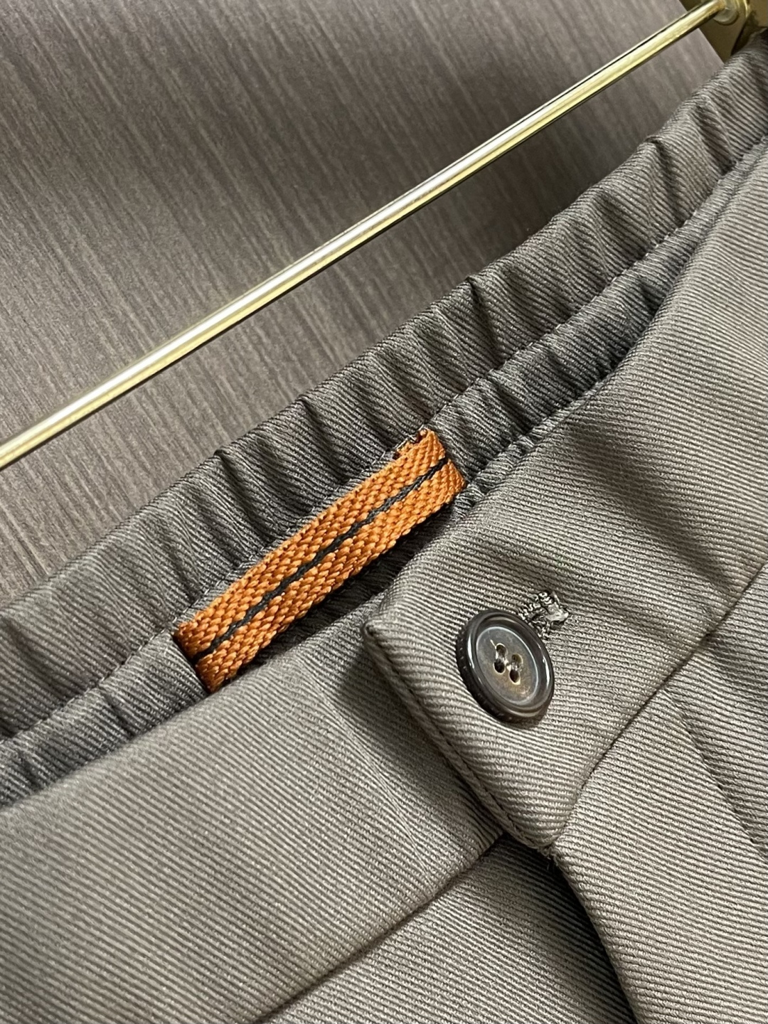 Ermenegildo Zegna 杰尼亚早春新品商务休闲裤西裤，商务休闲裤作为随时随地男人都能穿搭的时