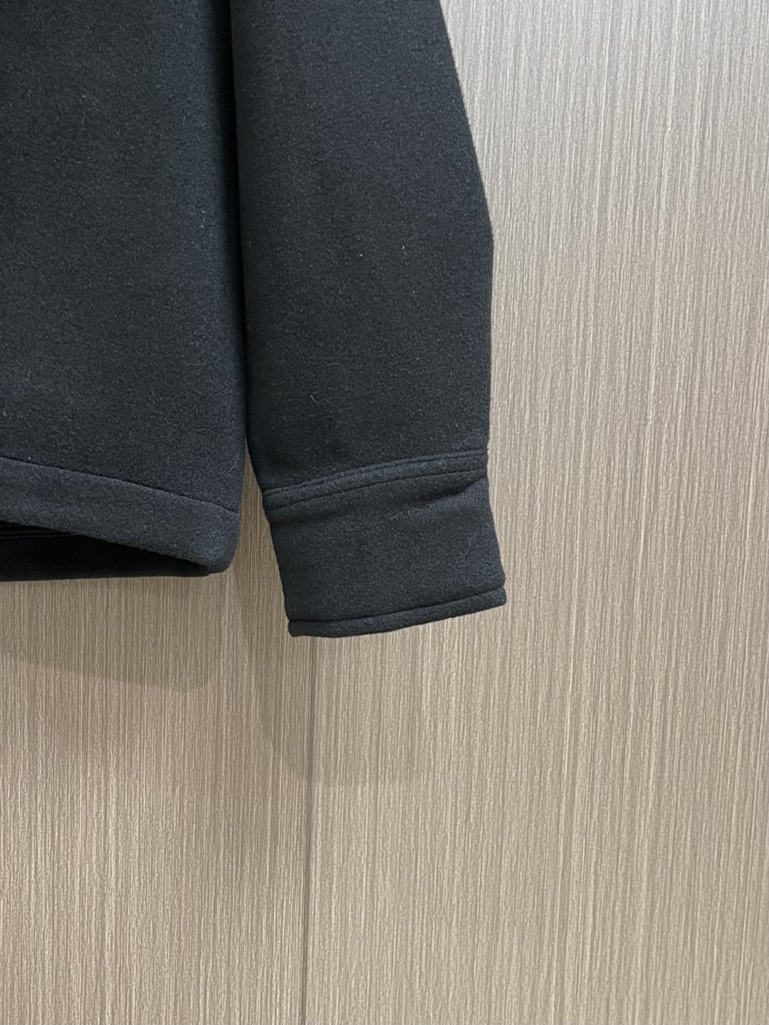 CH克罗心 2026SS秋冬新款羊绒衬衣夹克外套 采用进口羊绒羊毛混纺 面料 百分之60的羊绒 白分之4