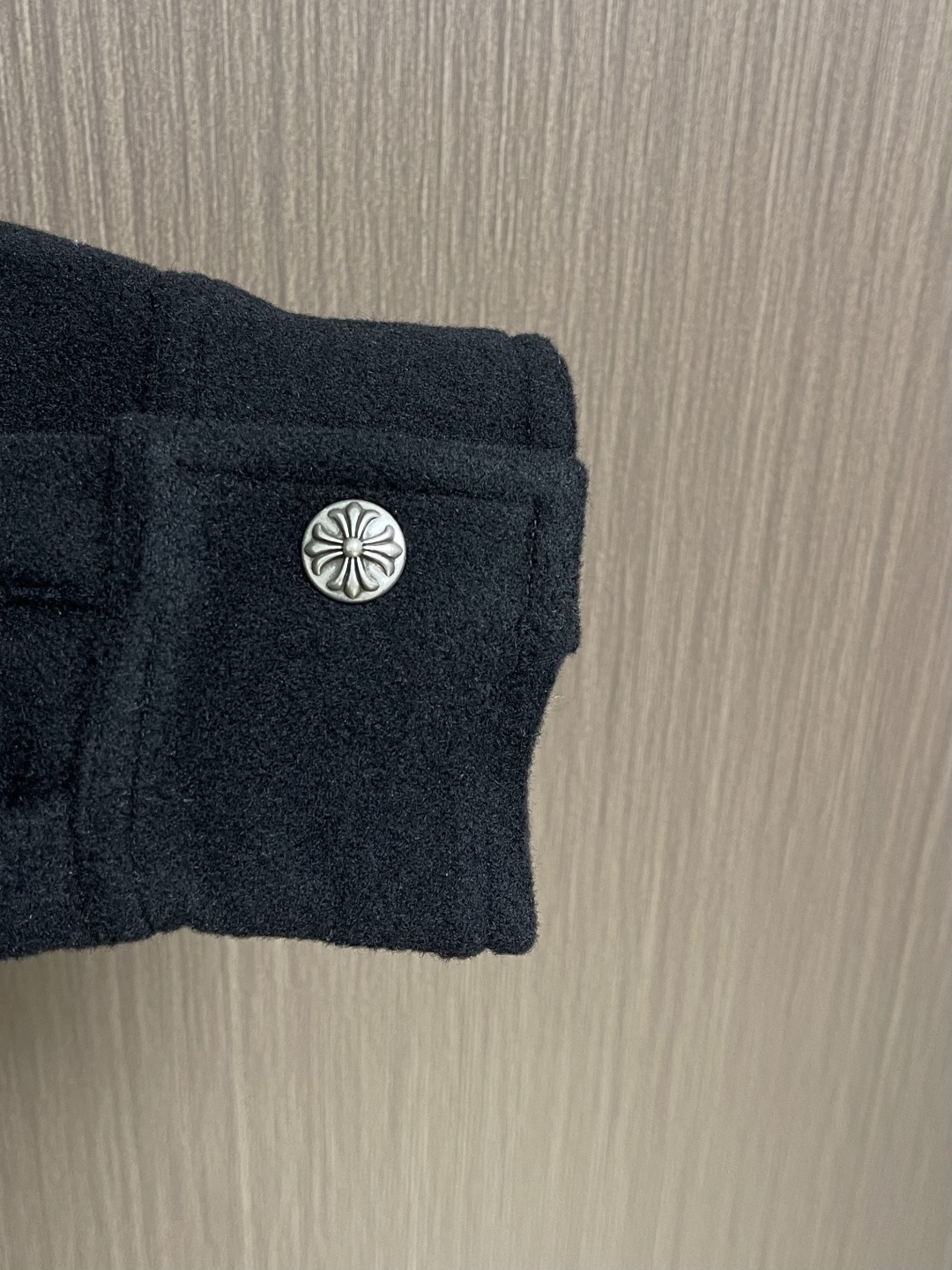 CH克罗心 2026SS秋冬新款羊绒衬衣夹克外套 采用进口羊绒羊毛混纺 面料 百分之60的羊绒 白分之4