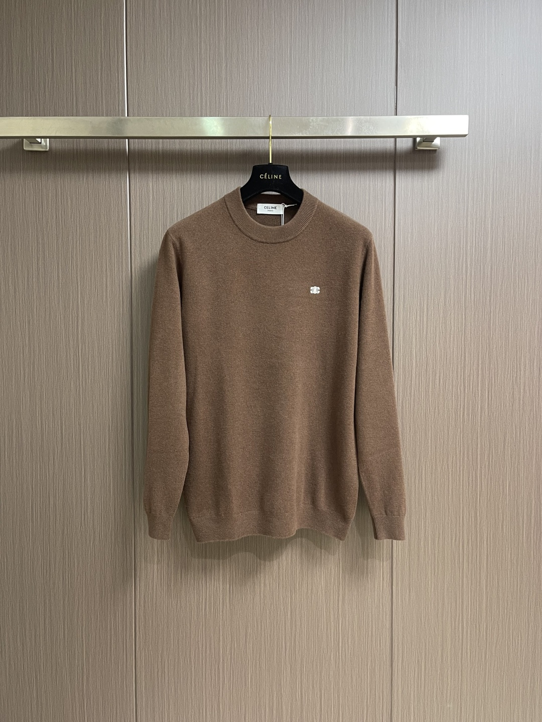 celine 2026SS早春新款针织圆领长袖毛衣，细腻绒感，贴肤穿像裹了层「暖云」,300g的克重刚好