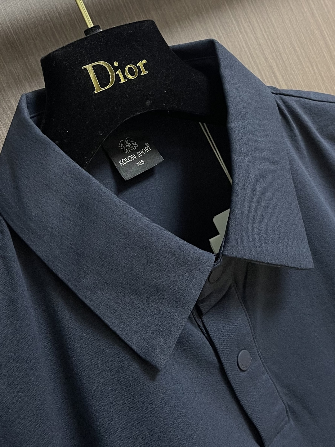 kolonsPort 科隆 2026ss早春新品Polo打底衫， 细腻舒适 穿着非常轻便不易起皱。多重重