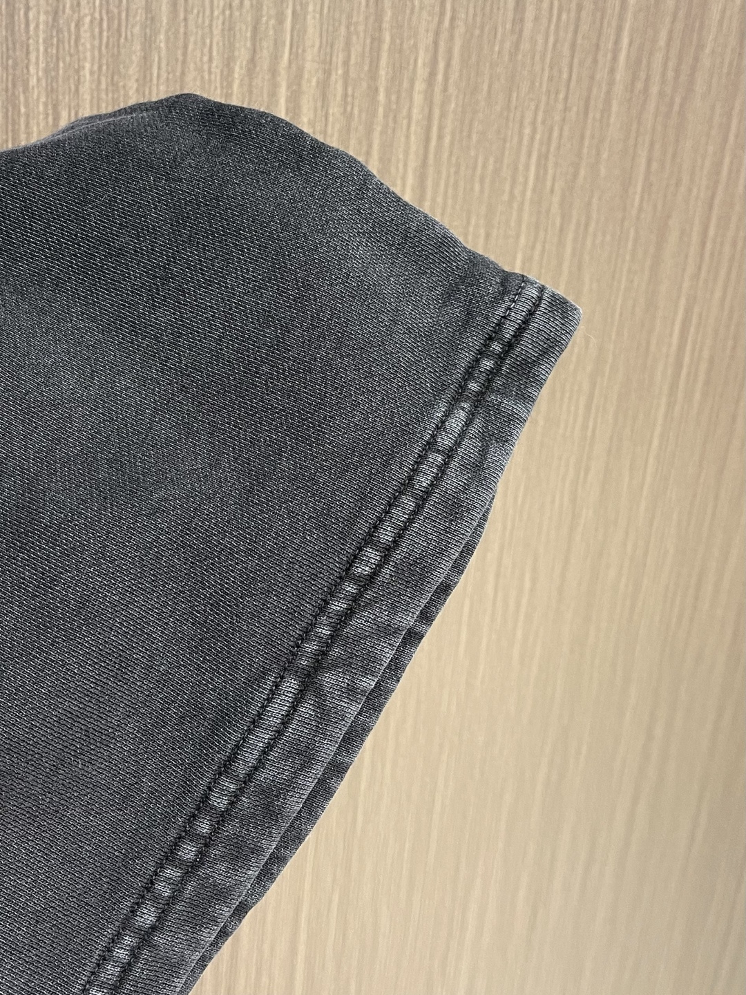 Balenciaga 2026SS早春新款直筒阔腿休闲卫裤，简约时尚新款定制面料，身穿手感舒适 低调不失