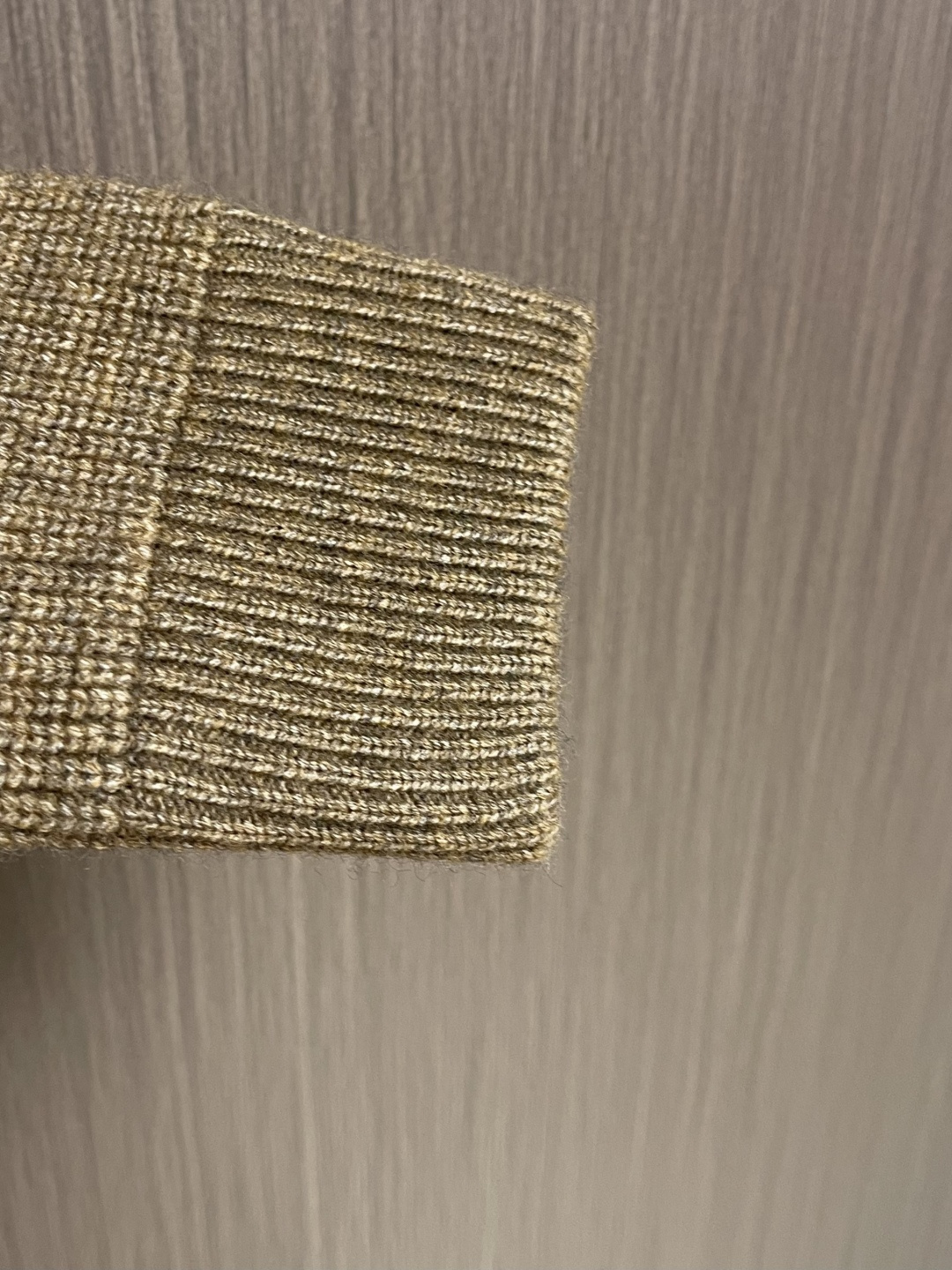 lP🆕 LoroPiana 诺悠翩雅 2025FW男士秋冬羊毛混纺拉链连帽针织毛衣，帽子可以拆卸 上身修