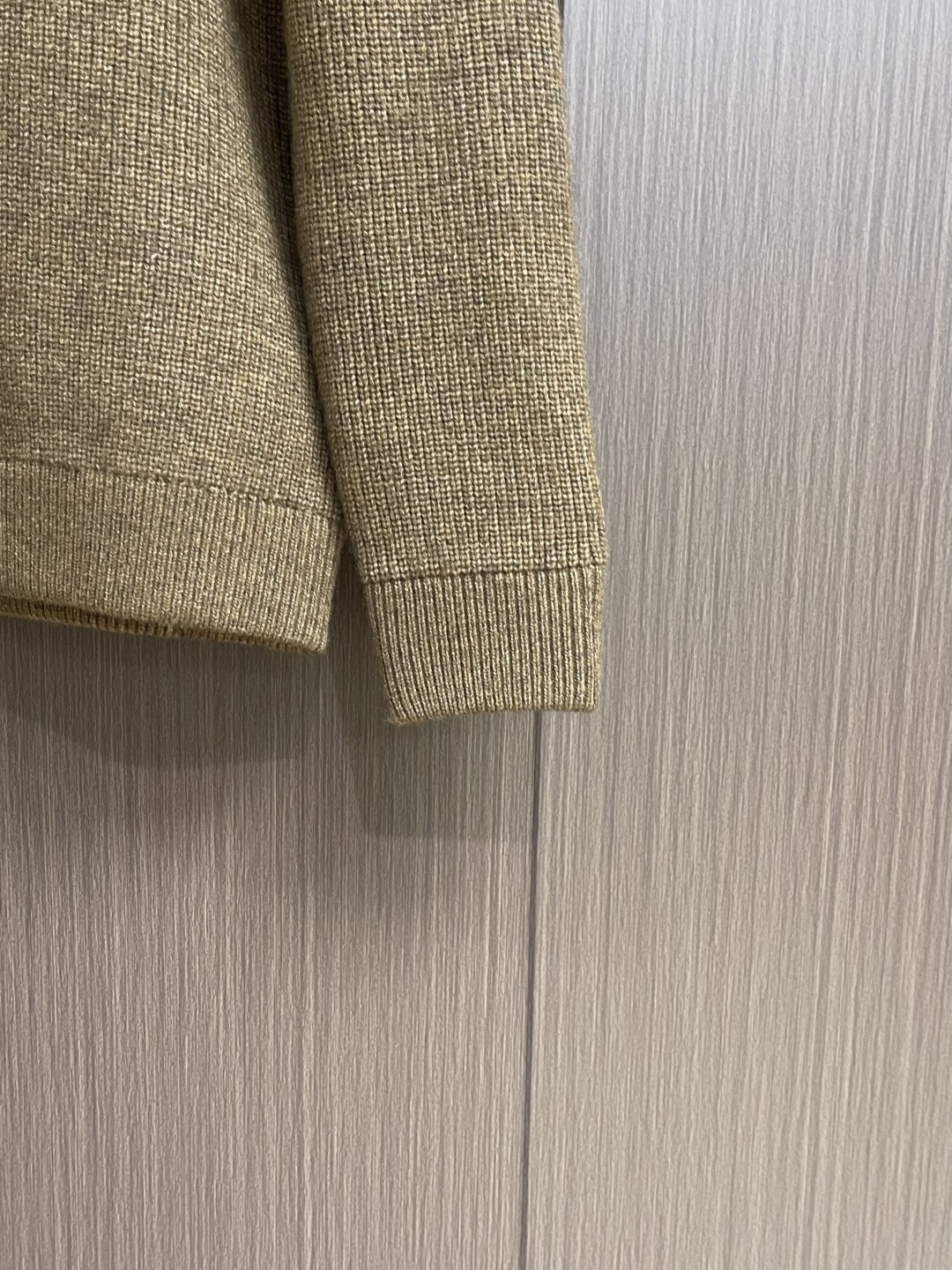 lP🆕 LoroPiana 诺悠翩雅 2025FW男士秋冬羊毛混纺拉链连帽针织毛衣，帽子可以拆卸 上身修