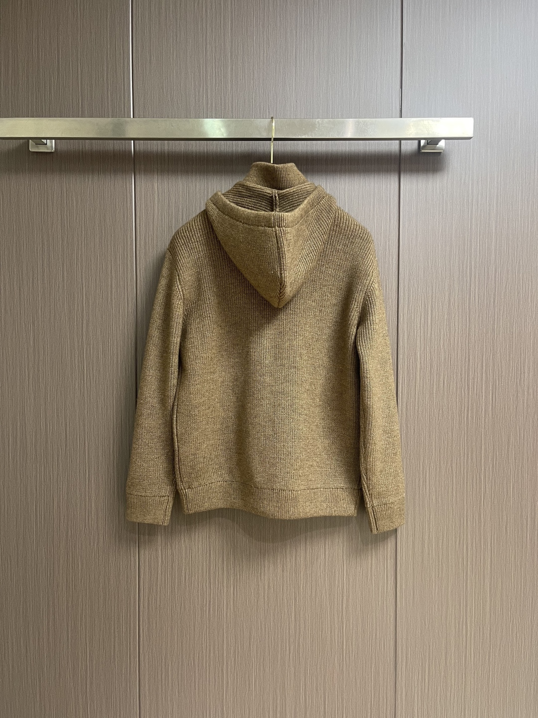 lP🆕 LoroPiana 诺悠翩雅 2025FW男士秋冬羊毛混纺拉链连帽针织毛衣，帽子可以拆卸 上身修