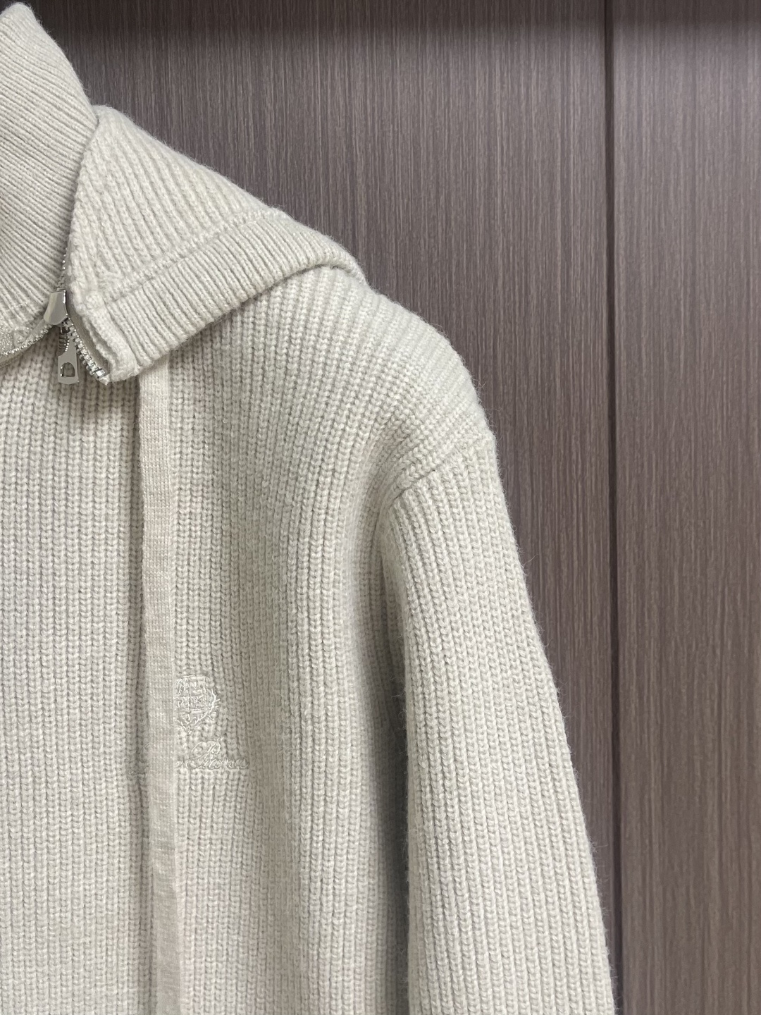 lP🆕 LoroPiana 诺悠翩雅 2025FW男士秋冬羊毛混纺拉链连帽针织毛衣，帽子可以拆卸 上身修