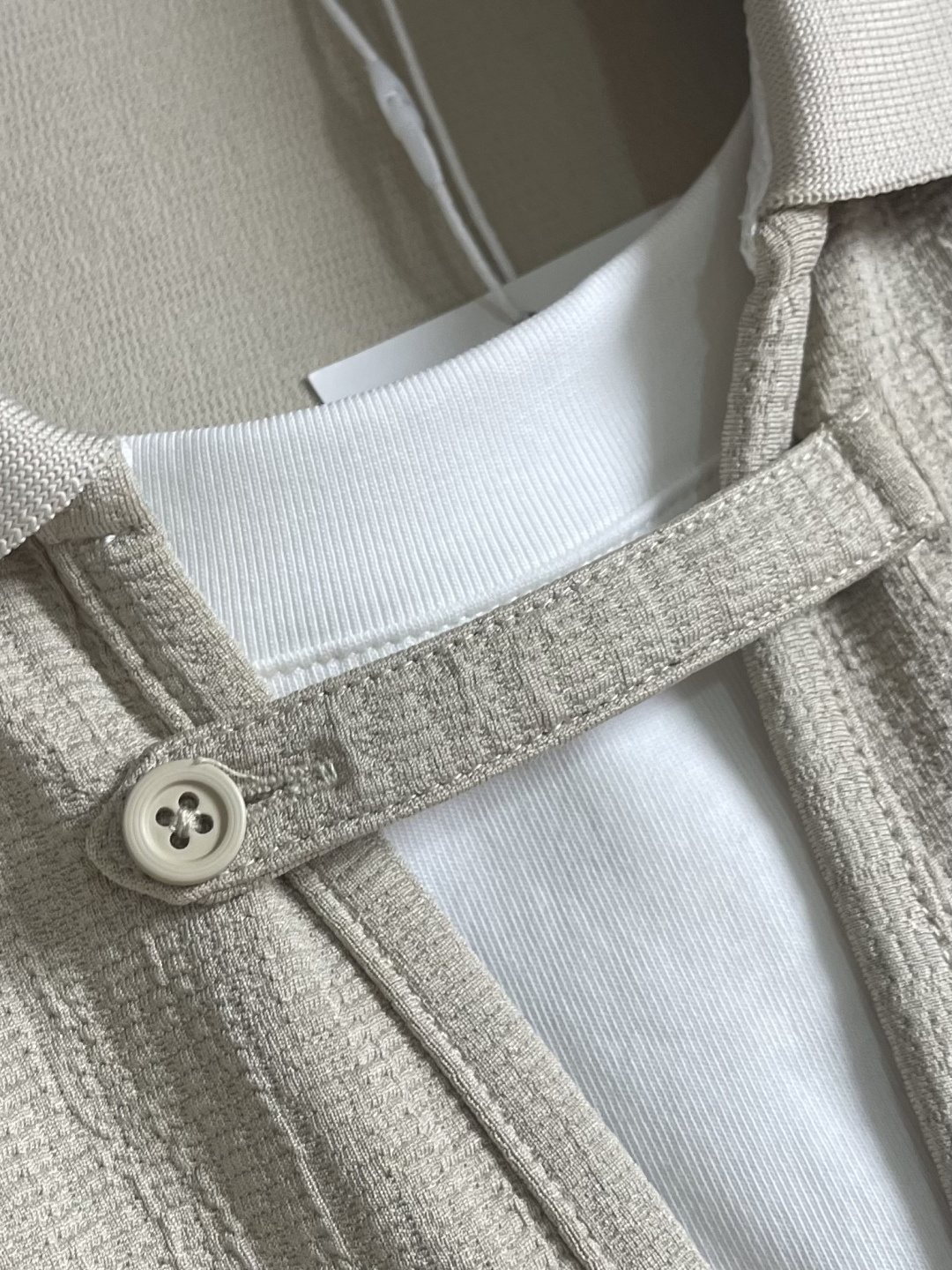 BV 2025ss秋冬新款长袖假两件POLO衫 高品质意大利进口精梳棉面料，高密度高克重，时尚百搭，帅气