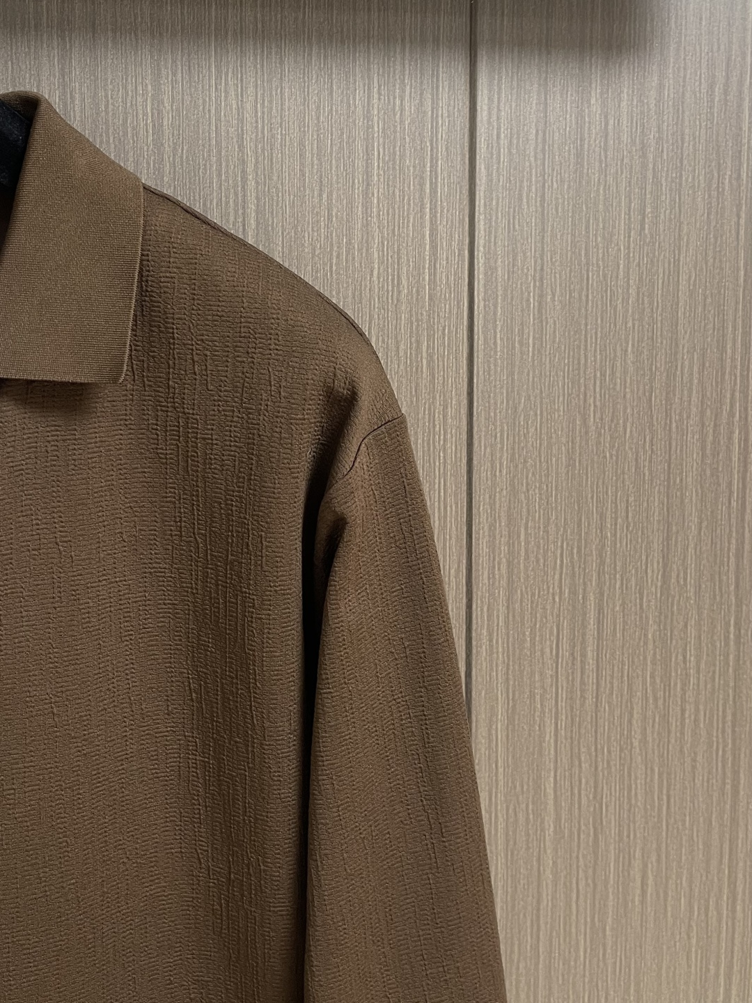 BV 2025ss秋冬新款长袖假两件POLO衫 高品质意大利进口精梳棉面料，高密度高克重，时尚百搭，帅气