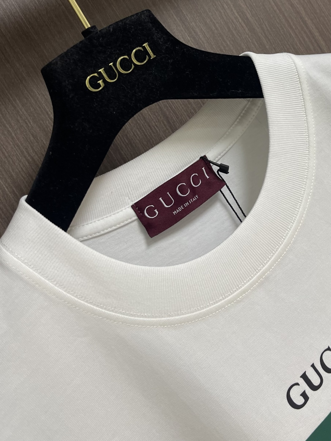 Gucci 2026ss 赛道滑雪缀饰印花圆领短袖T恤，严控logo标识大小，甄选240g双纱纯棉面料，