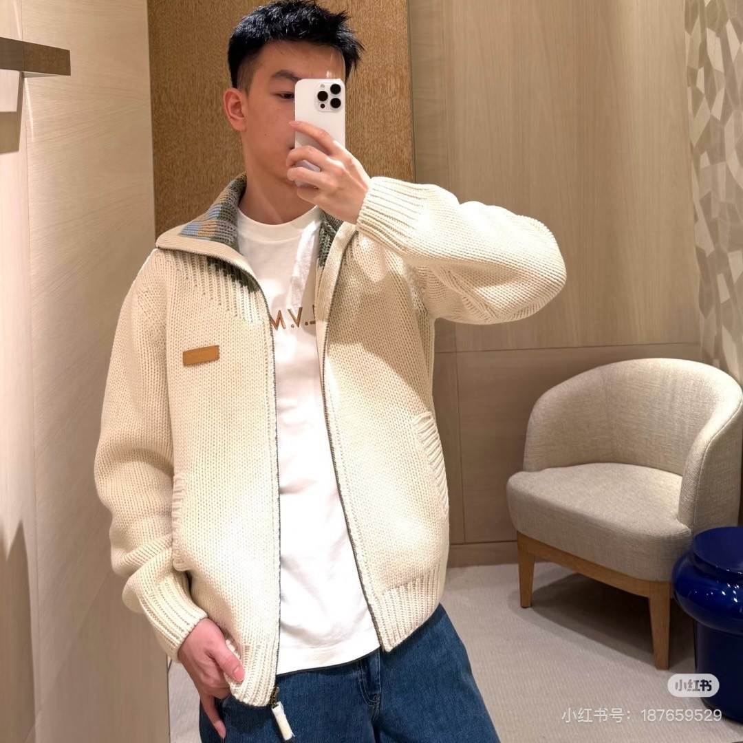 _d819szp5vuCjgAredQy95y_1vIIPtDLAHrEcd0g